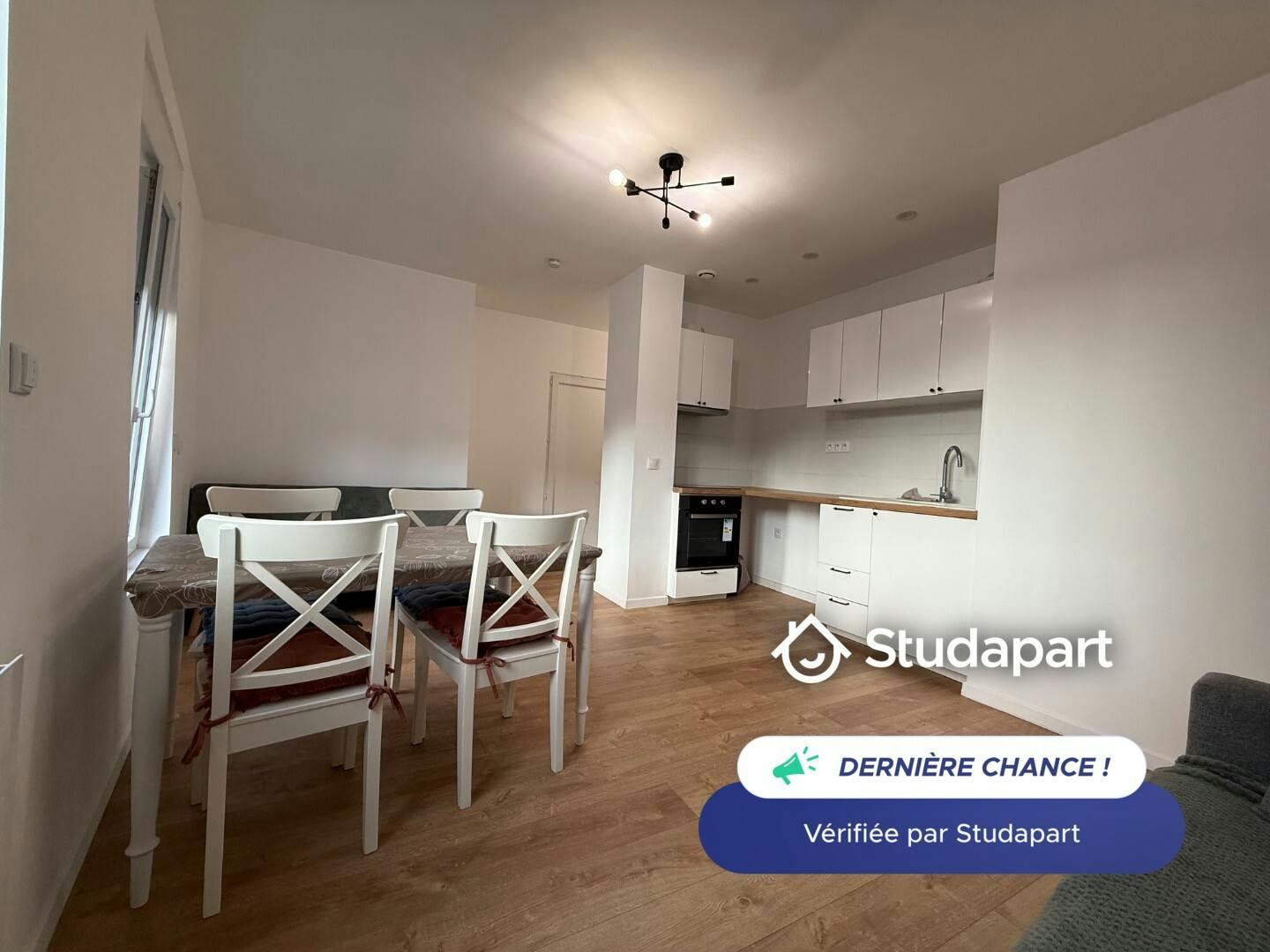 Студія за оренду для 800 EUR на місяць у Tourcoing, Rue des Bleuets