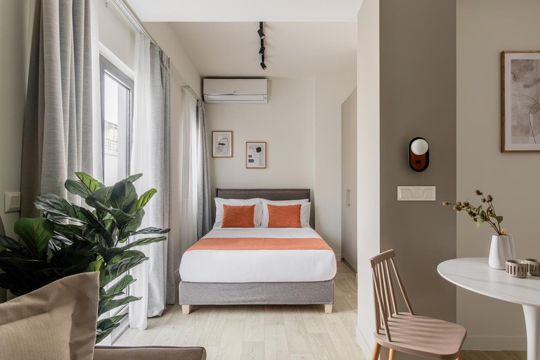 Studio for rent for €730 per month in Athina, Solonos