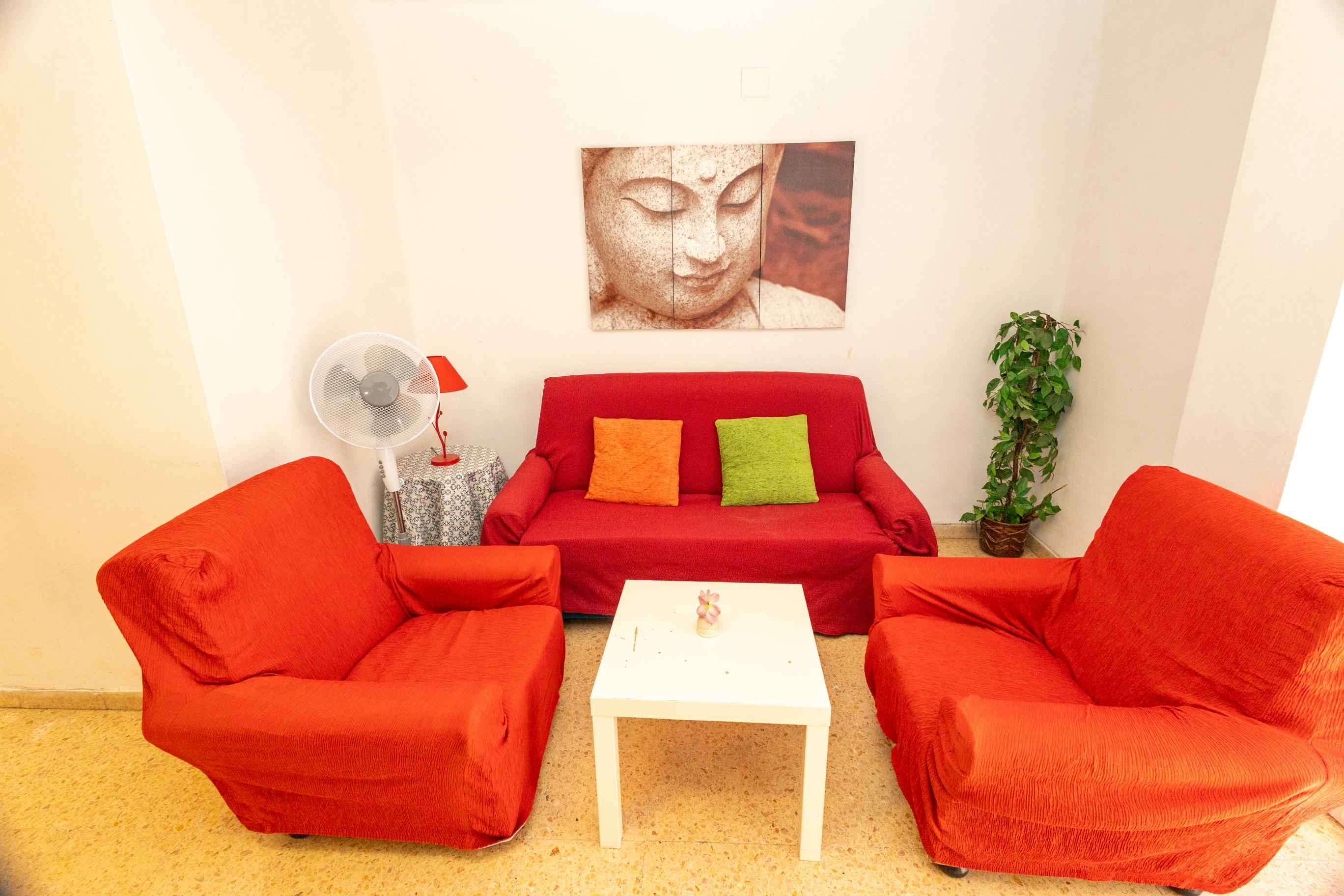 Single room Valencia, 1 bed, 105m² — photo 10