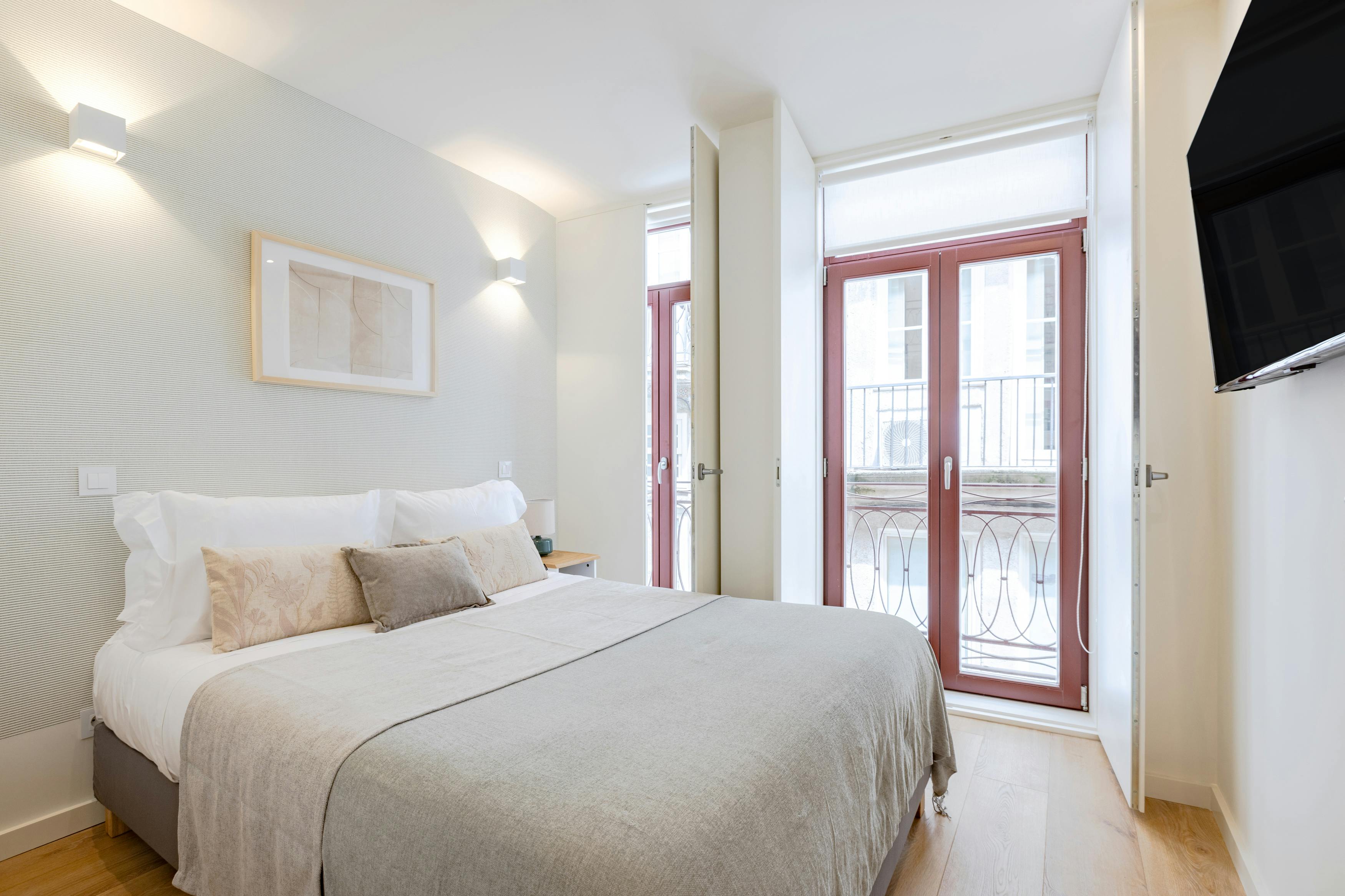 Apartment for rent for €2,480 per month in Porto, Rua de Trás