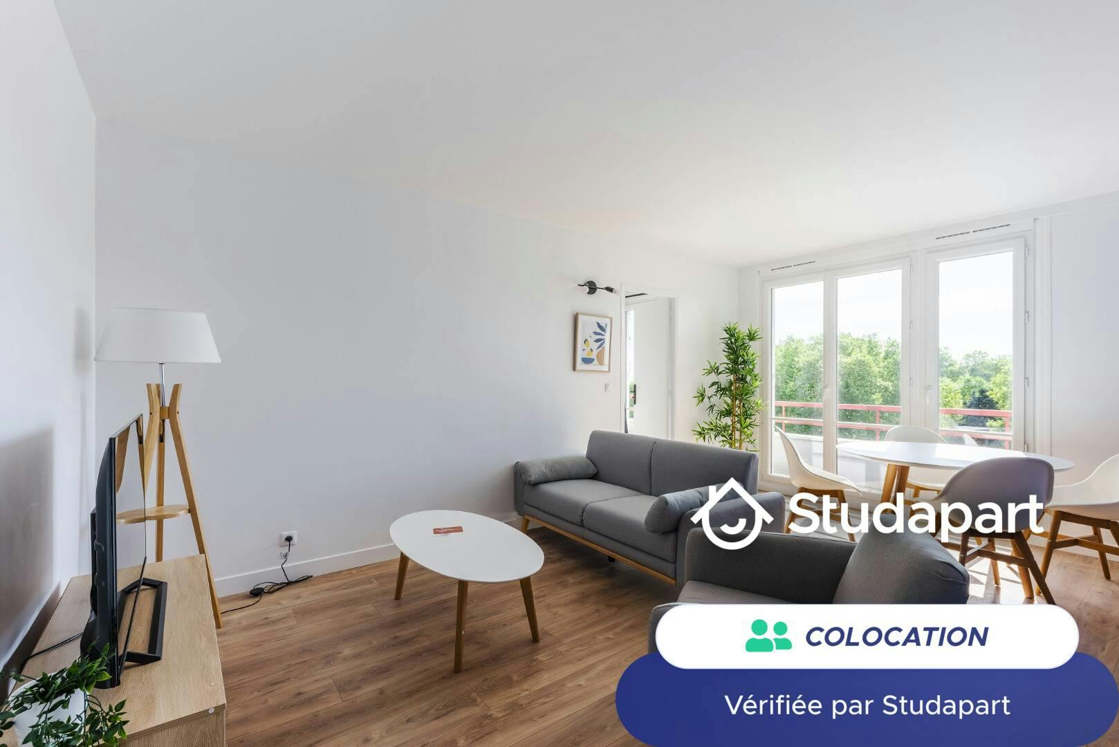 Private room for rent for €595 per month in Villeneuve-la-Garenne, Rue Henri Barbusse