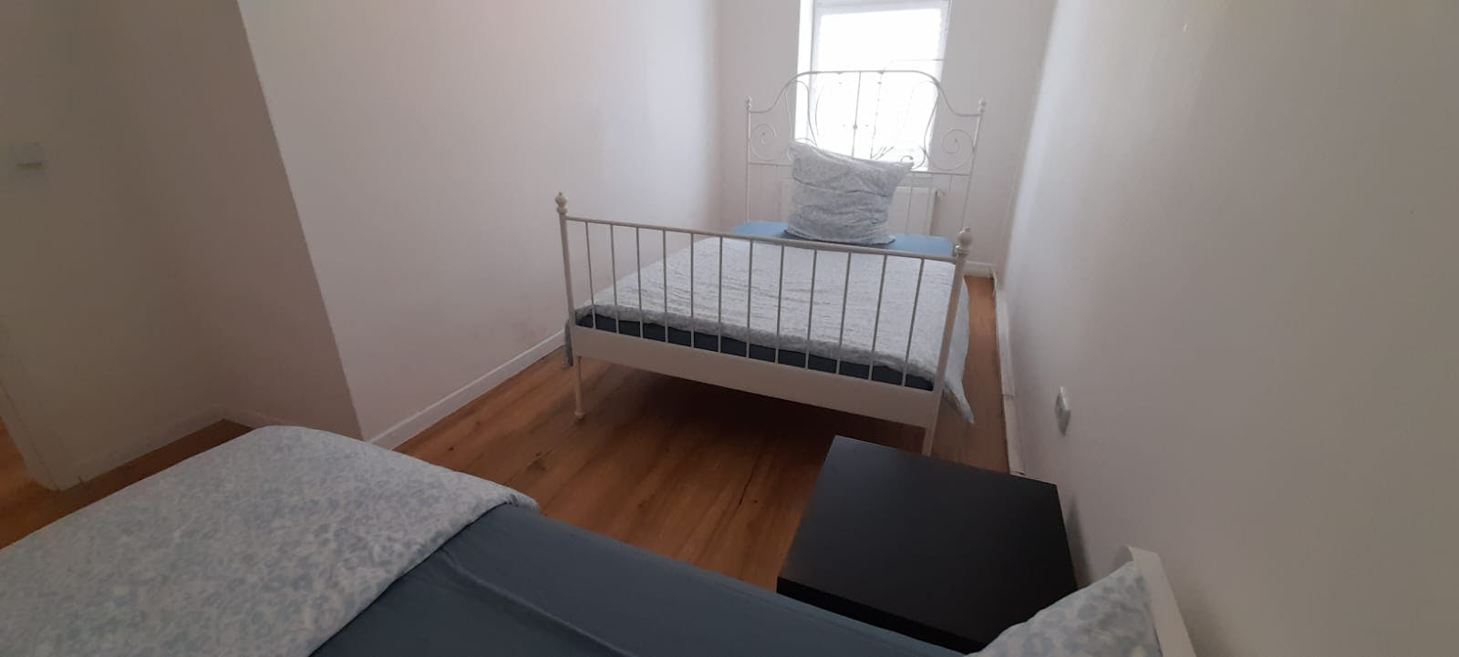 Apartment for rent for €1,750 per month in Zeitz, Parkstraße