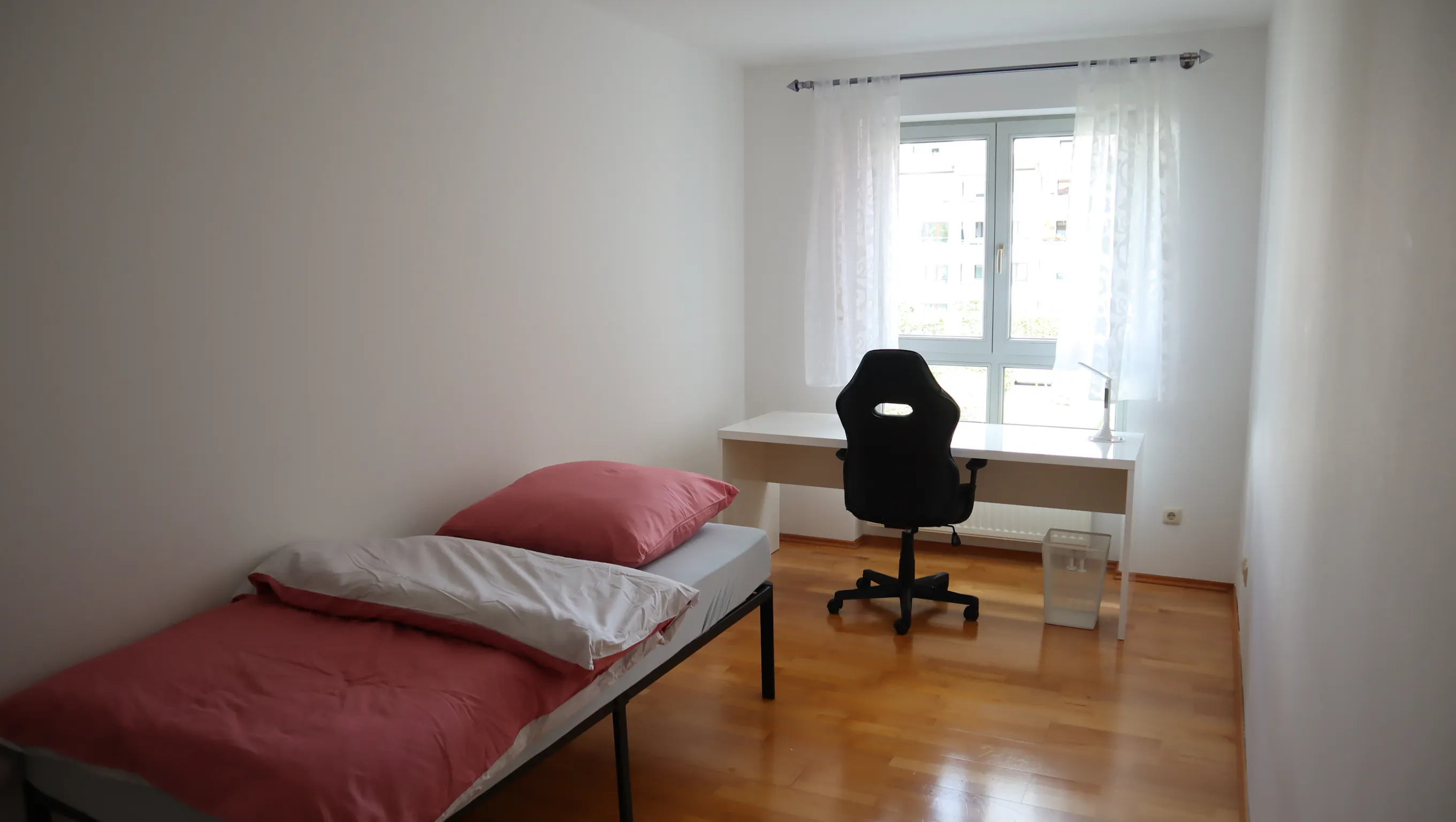 3-Bedroom Apartment in Dr.-Otto-Meyer-Straße, Augsburg (1656827) ROOM 4