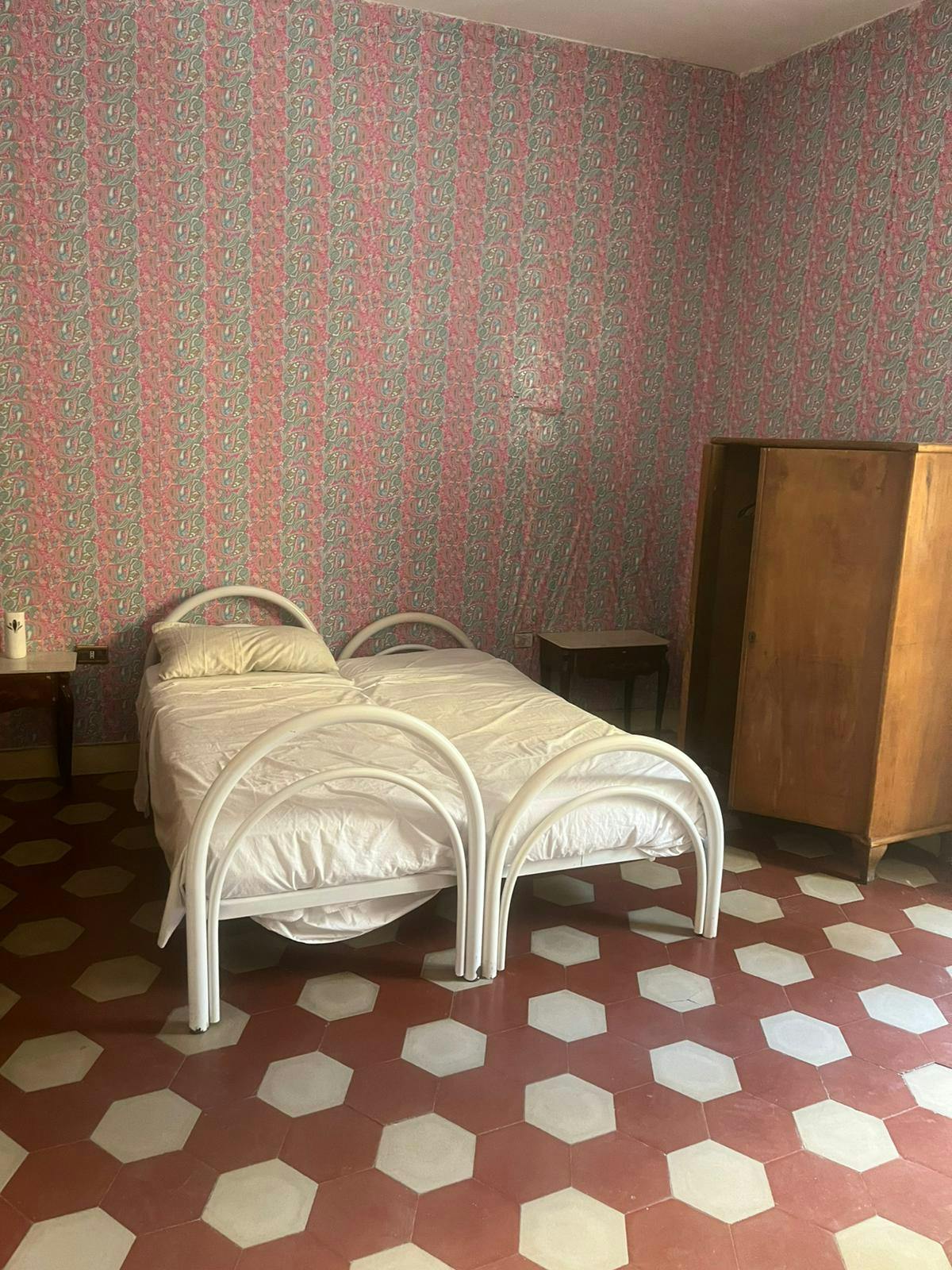 Piazza Dante, Naples preview