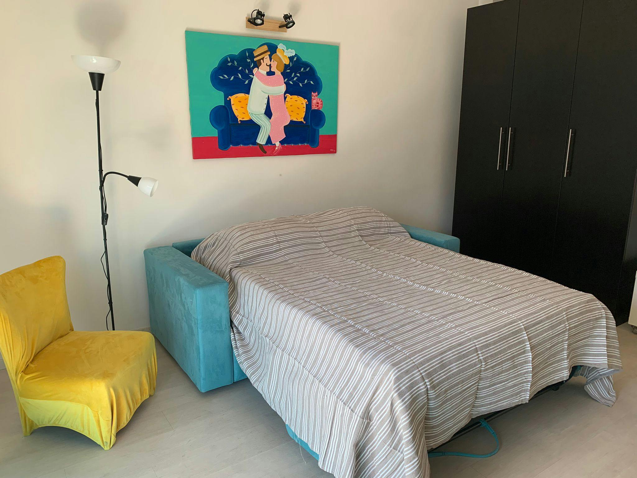 公寓 正在以 €1,200 的月租出租，其位于 Bari, Via Gaetano Postiglione