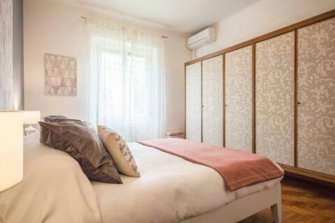 2-Bedroom Apartment in Viale dei Quattro Venti, Rome (1657065) ROOM 1