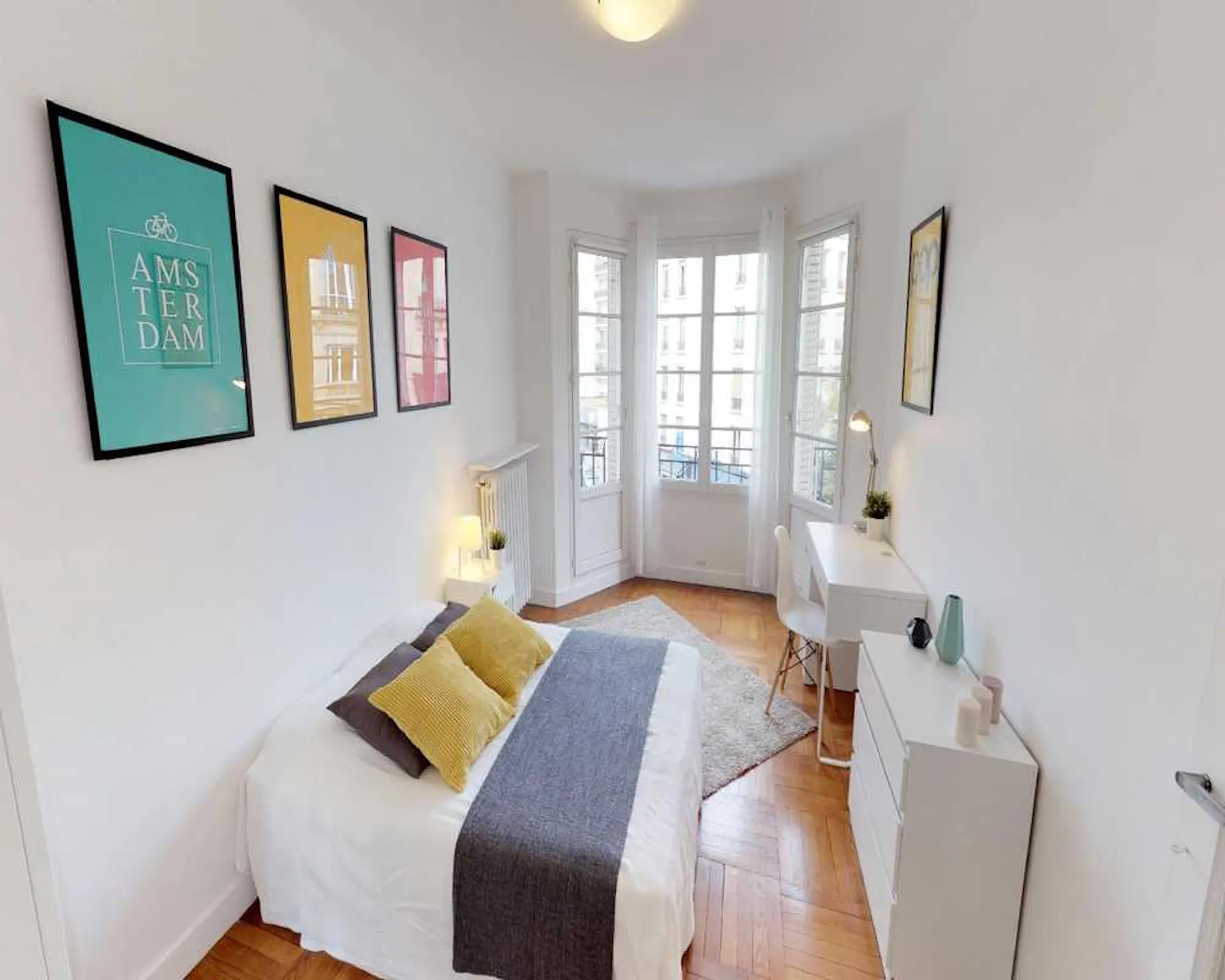 Rue de Vaugirard, Paris preview