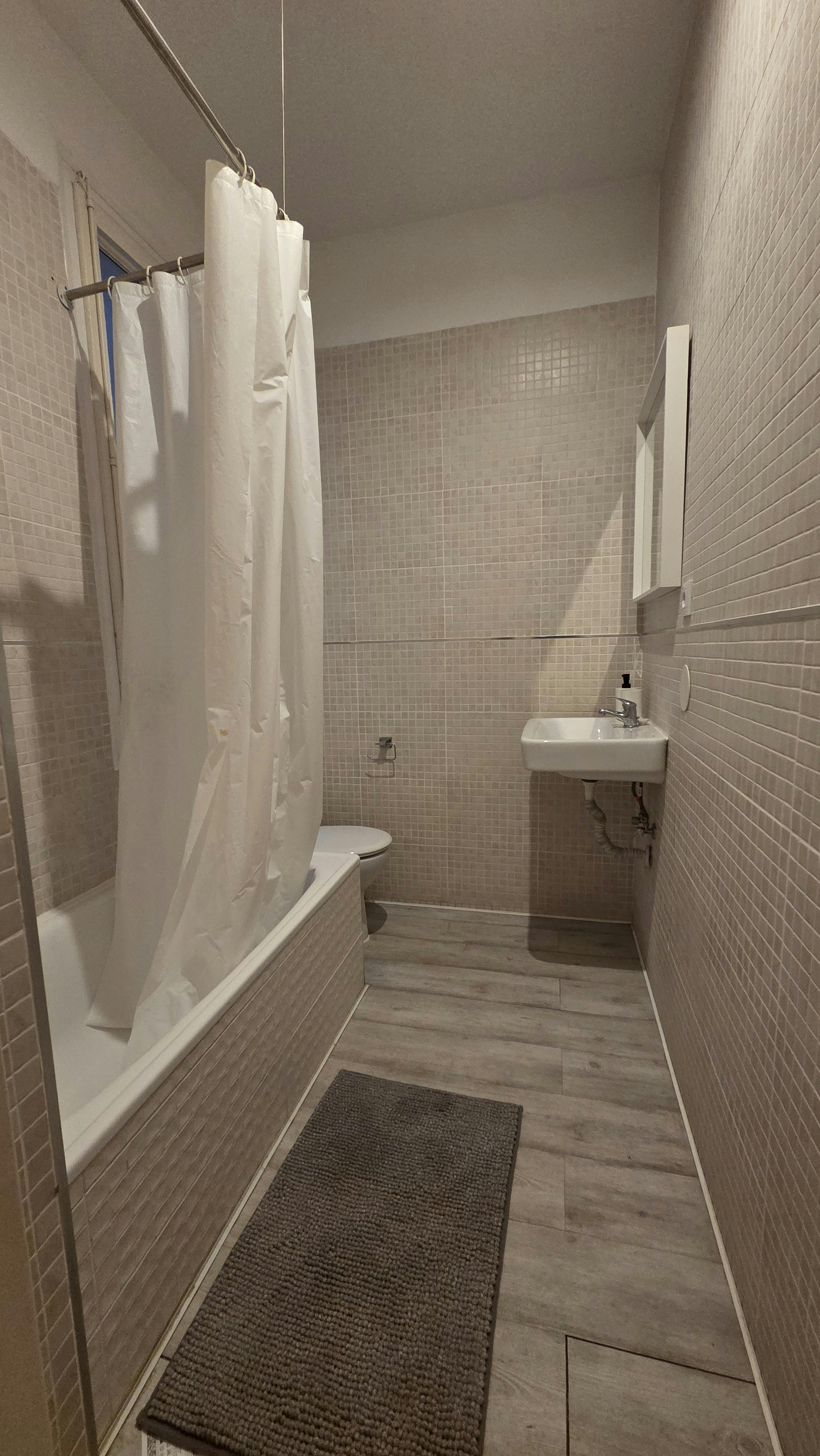 Single room Barcelona, 1 bed, 14m² — photo 6