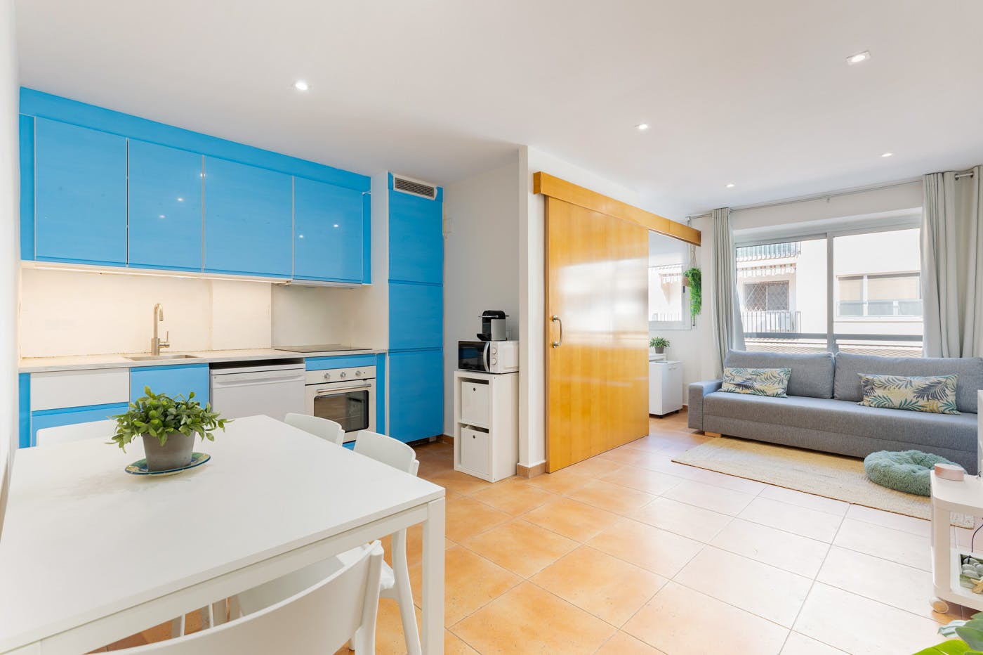 Apartamento en alquiler por 1390 € al mes en la Floresta, Avinguda Verge de Montserrat