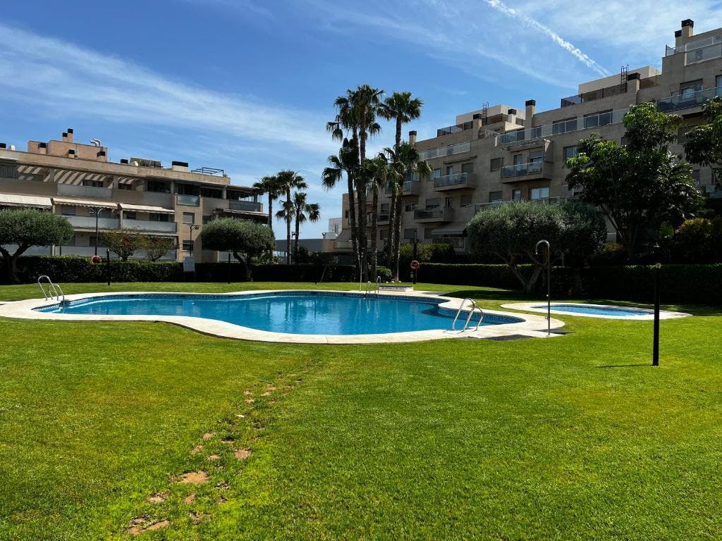 Lägenhet att hyra för 1 600 € i månaden i Torremolinos, Camino del Pinillo