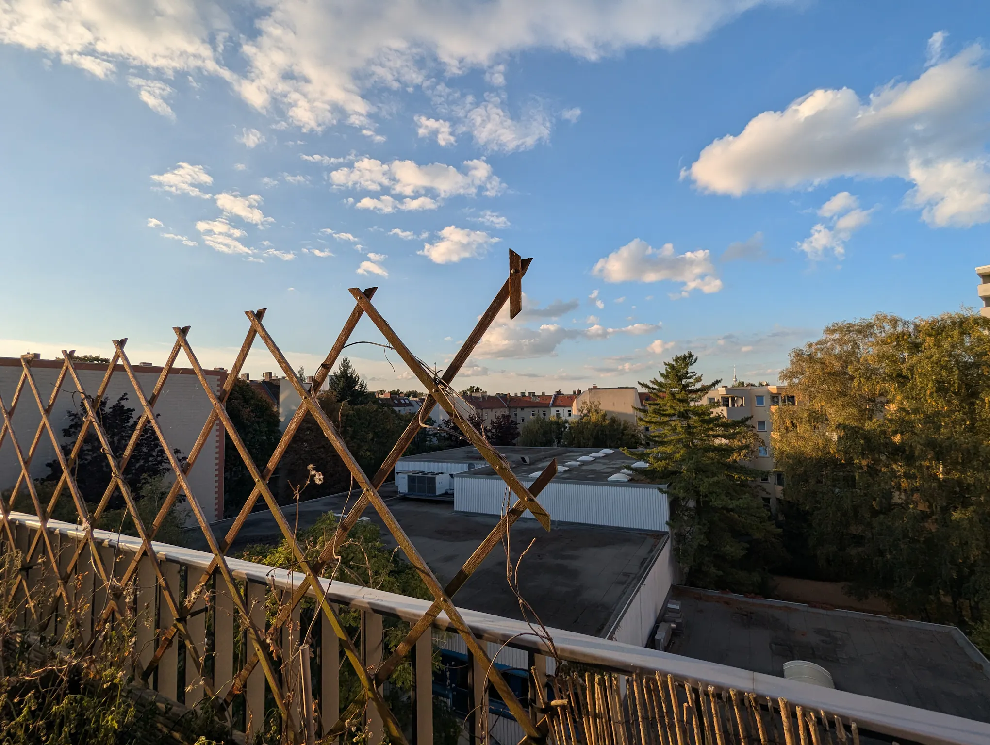 Flughafenstraße, Berlin preview