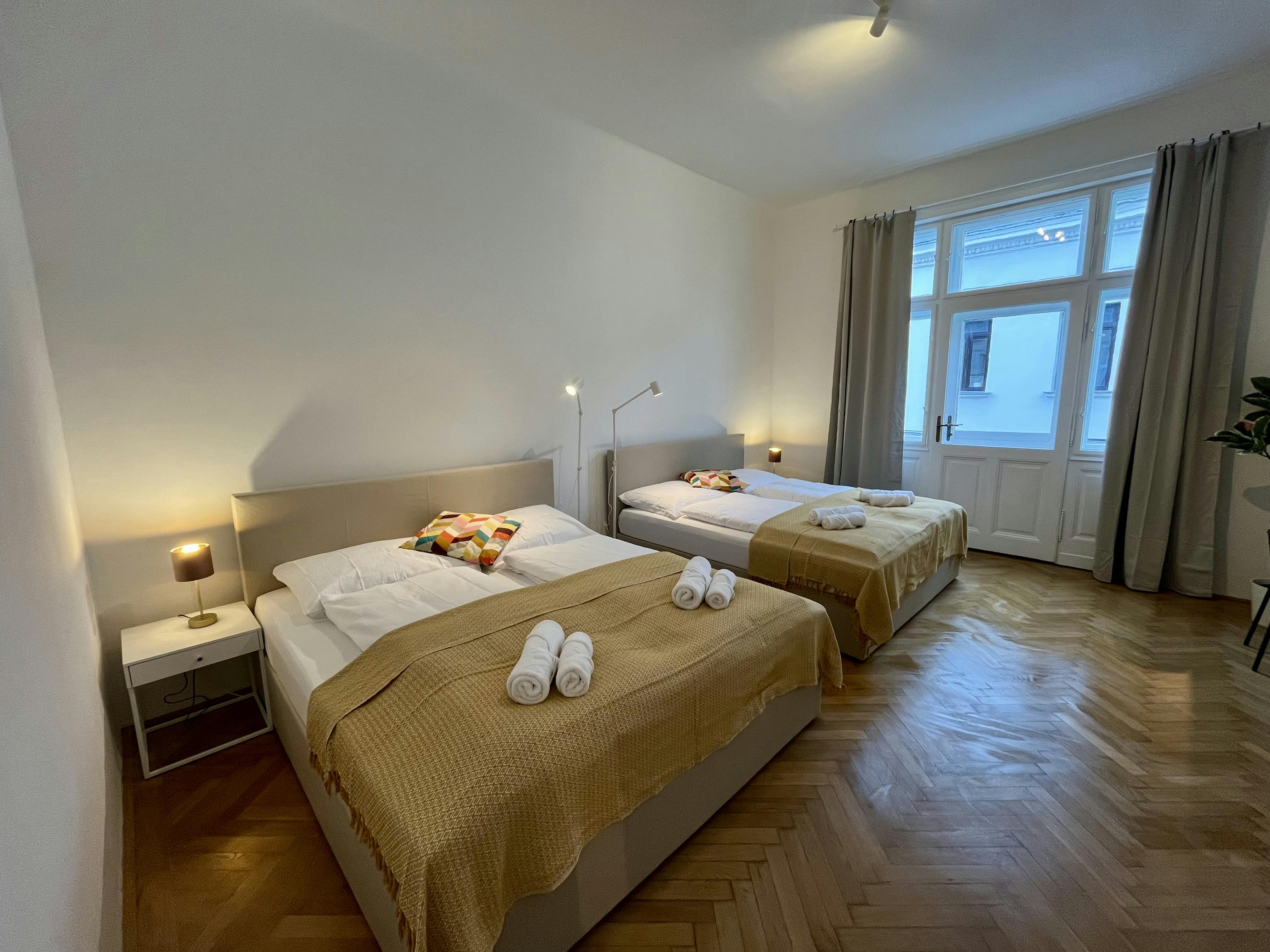 Zenogasse, Vienna preview