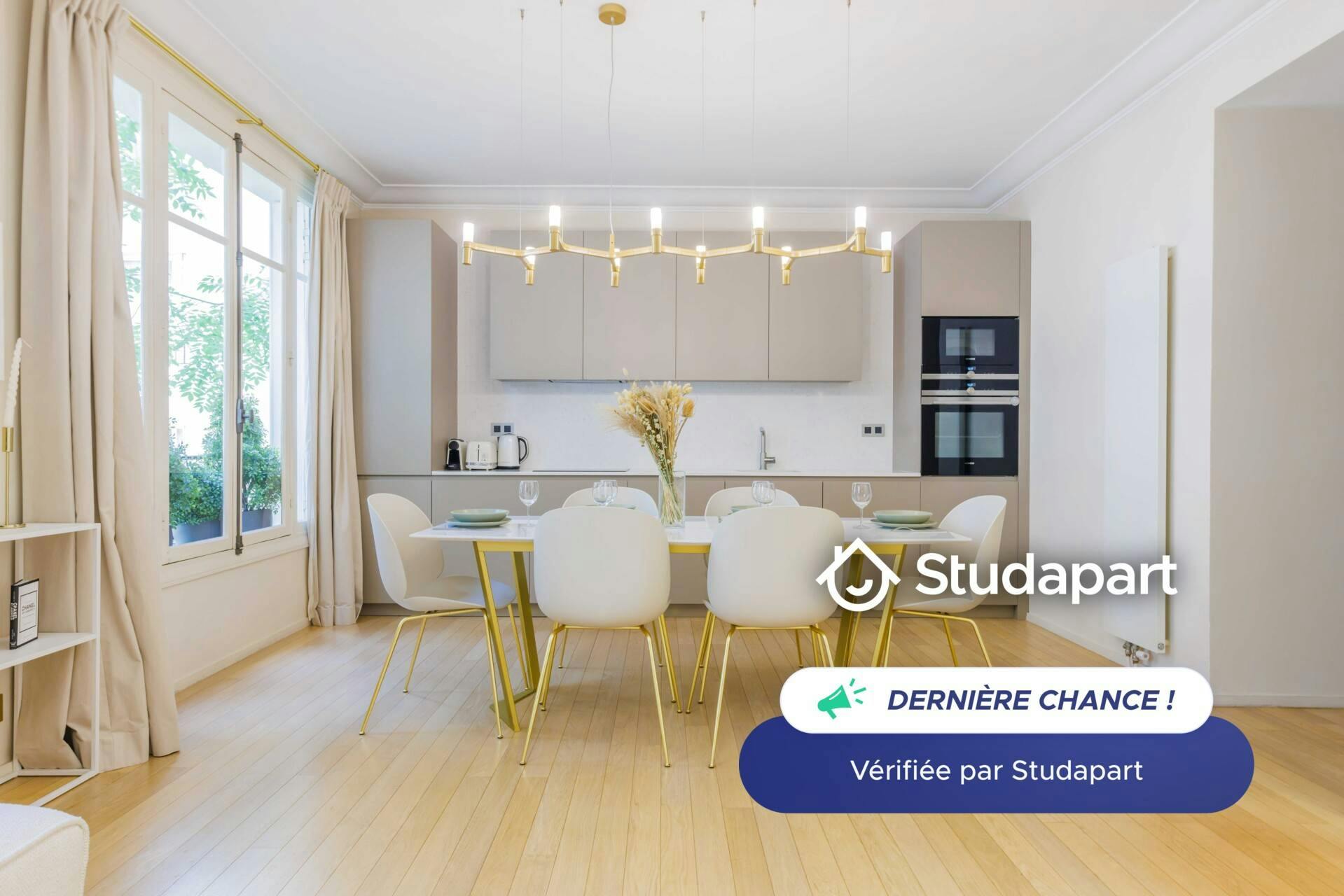 Apartment for rent for €6,000 per month in Paris, Rue Scheffer