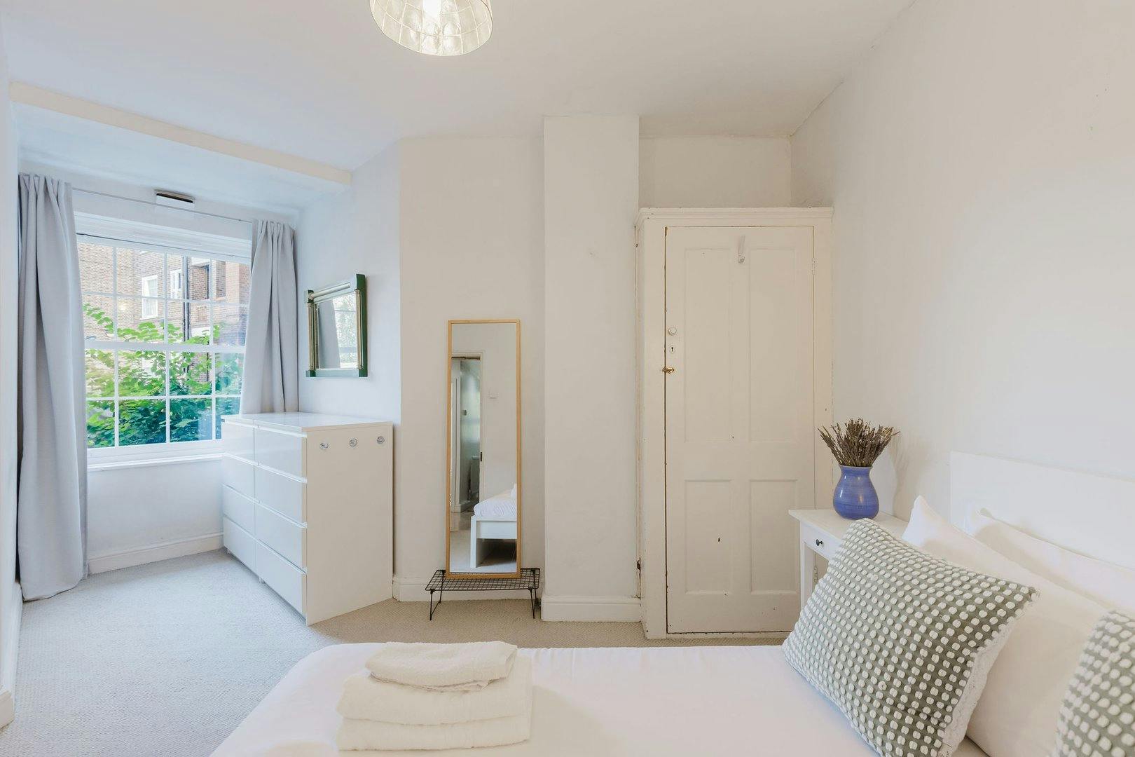 Apartment London, 2 beds — photo 13