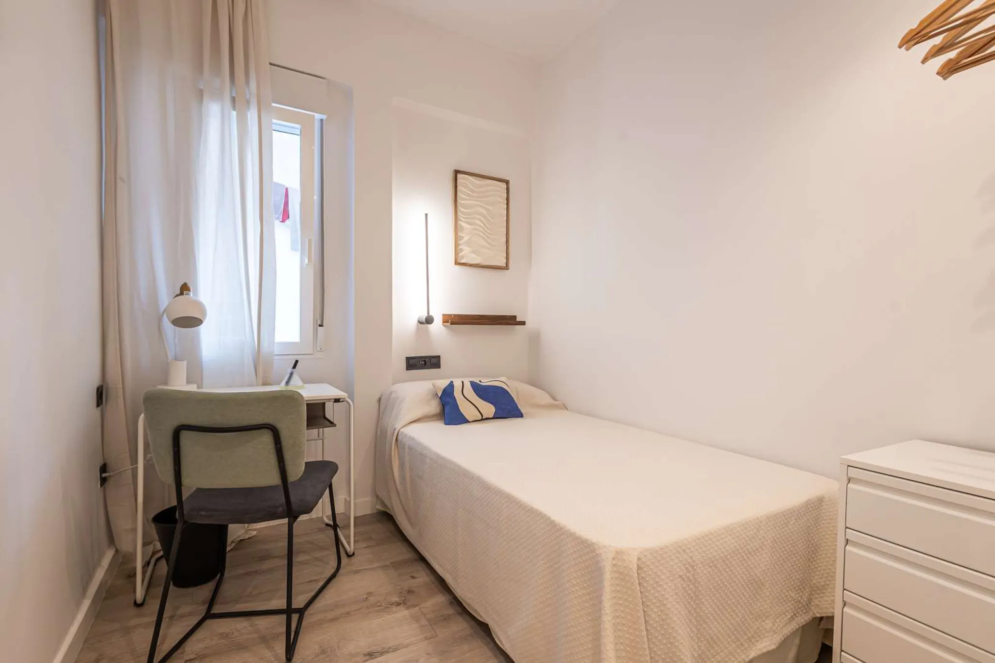 Carrer de la Pobla del Duc, Valencia preview