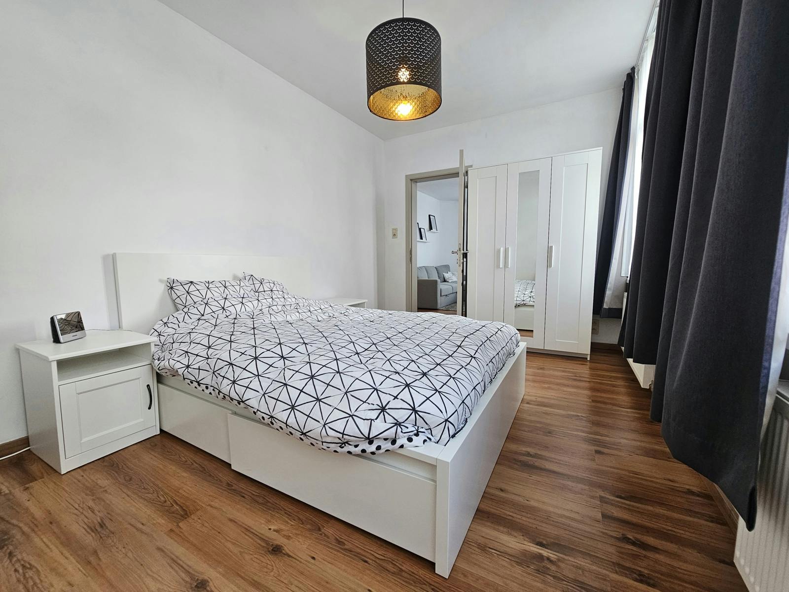 preview gallery tile