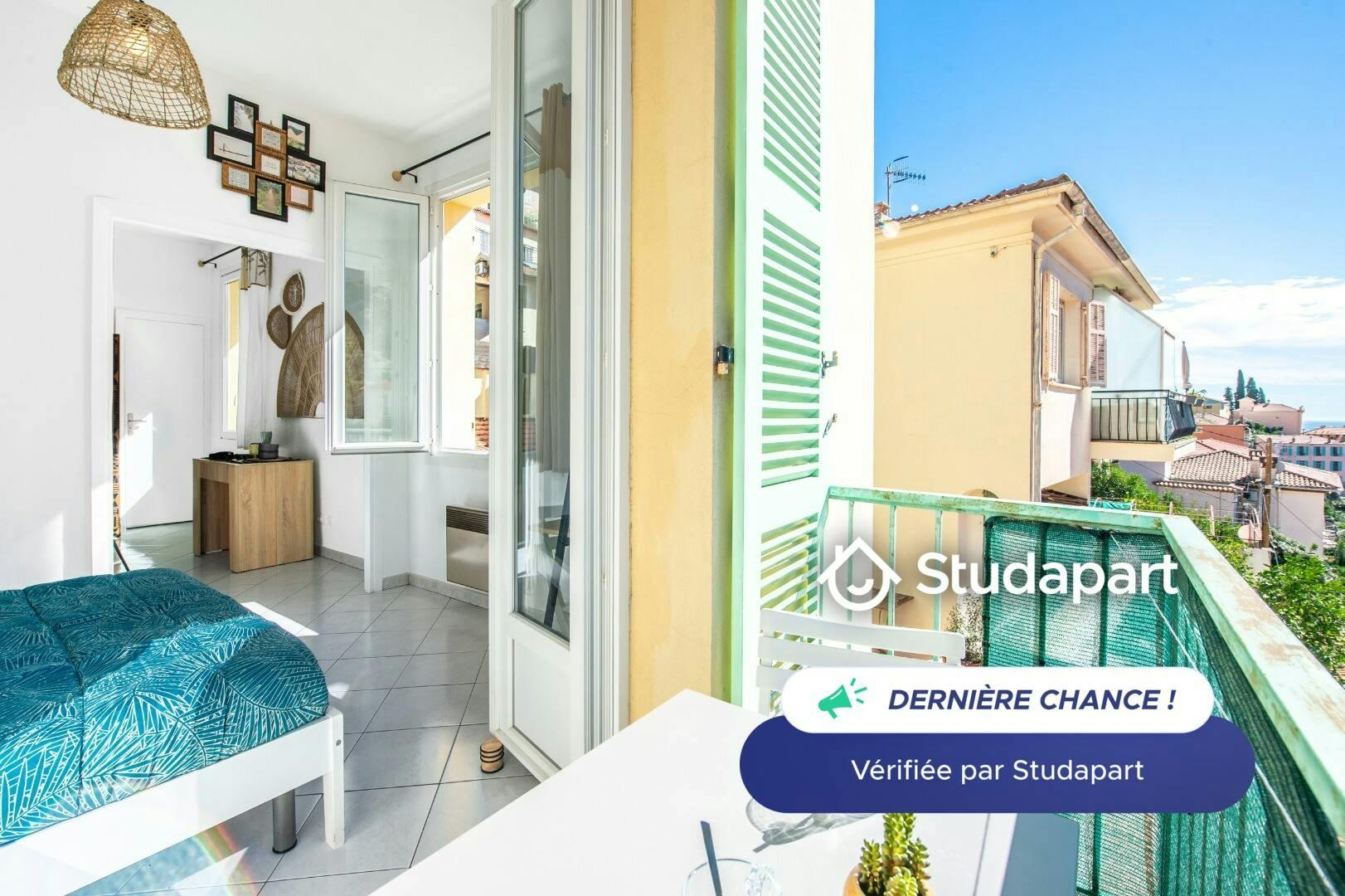 Будинок за оренду для 1 000 EUR на місяць у Menton, Promenade du Val de Menton