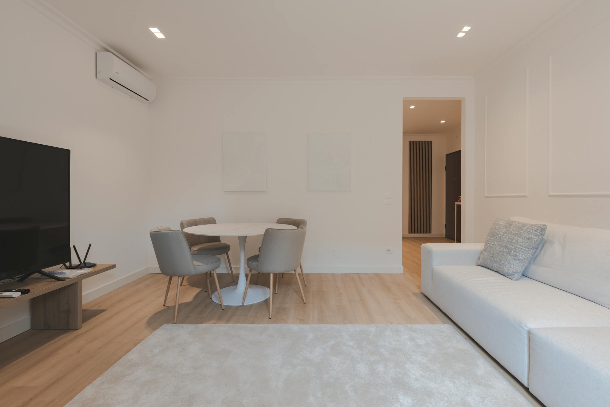 Via Milano, Trieste preview