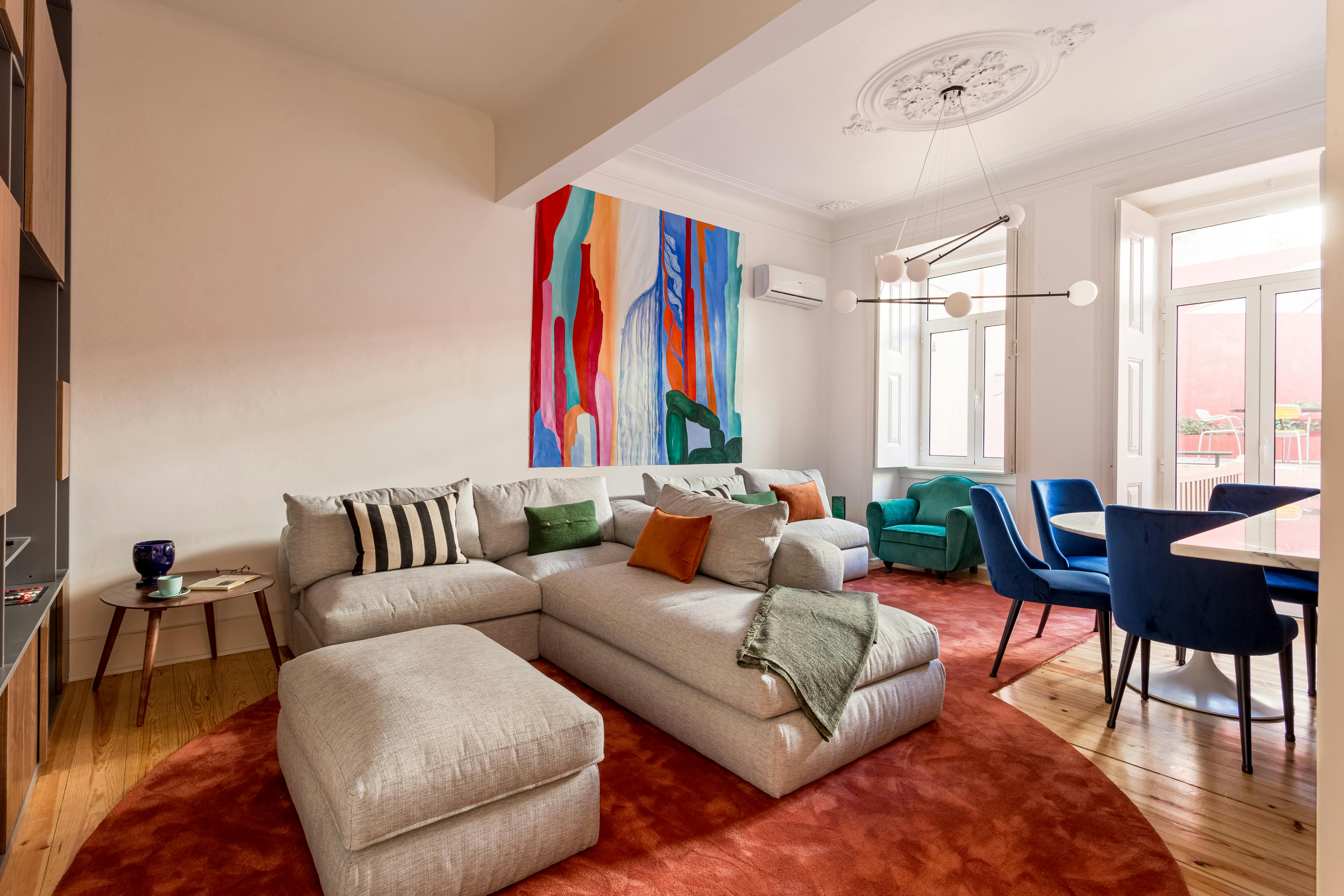 Apartment for rent for €2,900 per month in Lisbon, Rua da Voz do Operário