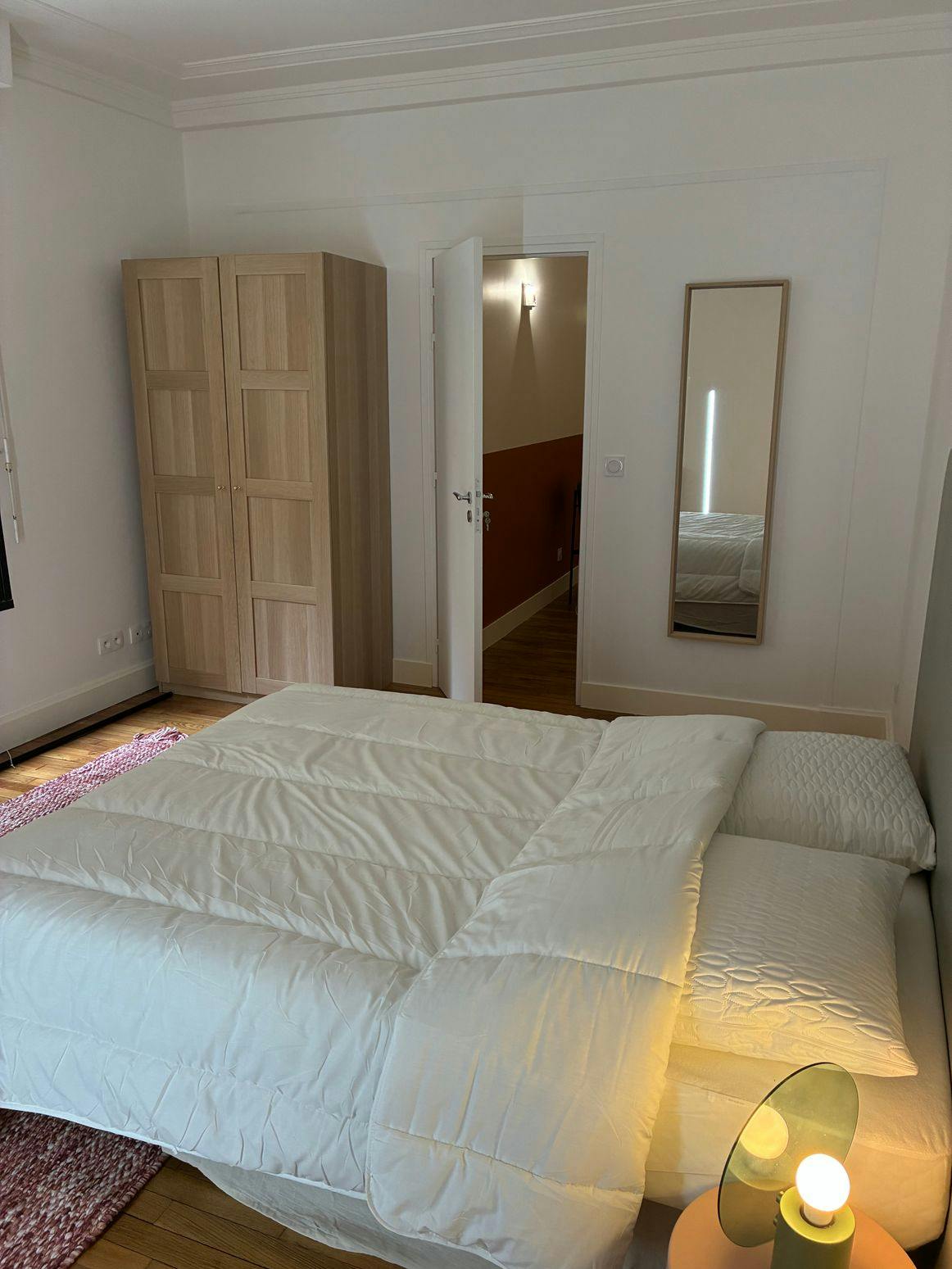 Private room for rent on Avenue Montaigne, Paris - Vue 5