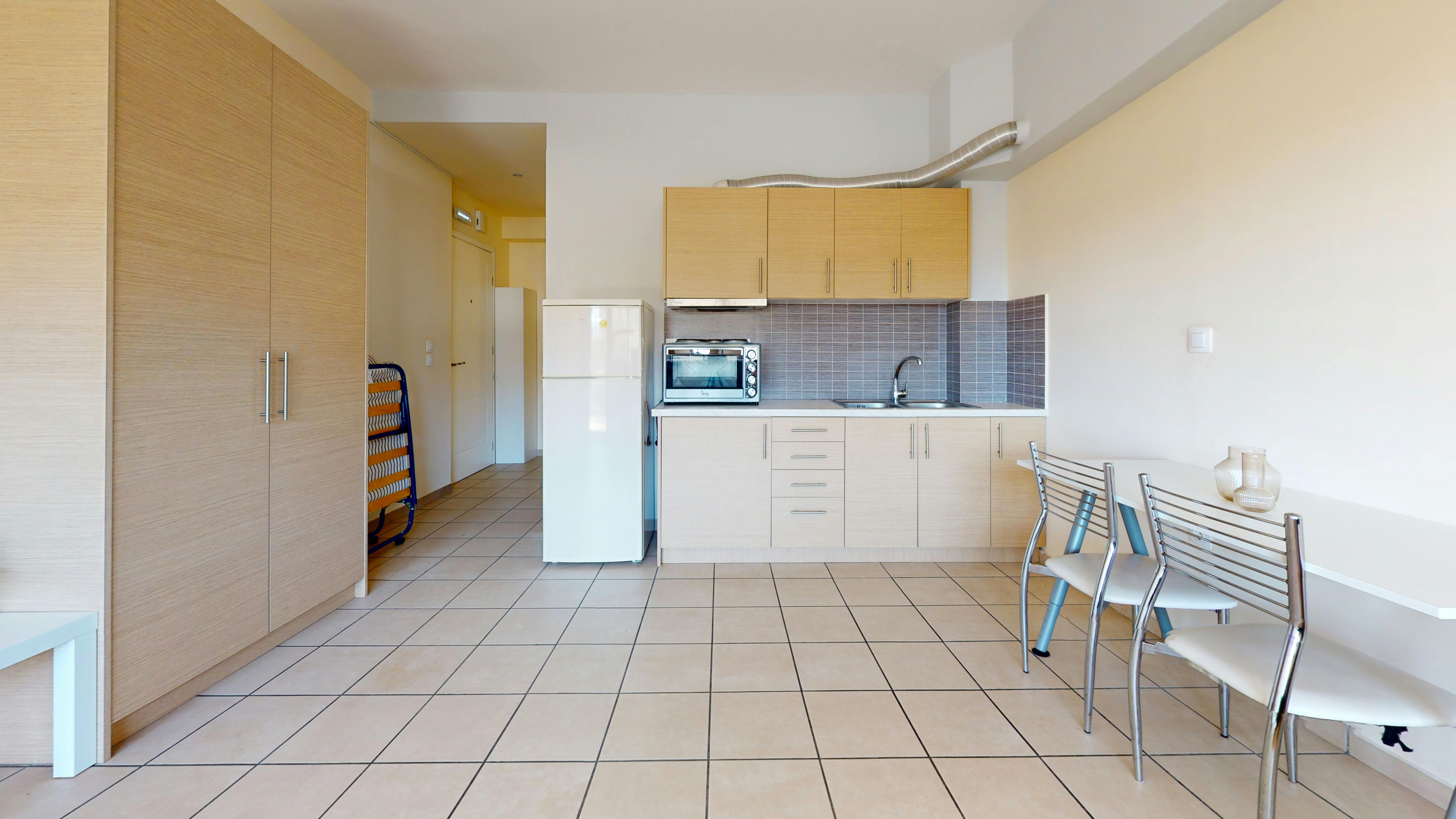 Studio for rent for €570 per month in Zográfos, Papagou