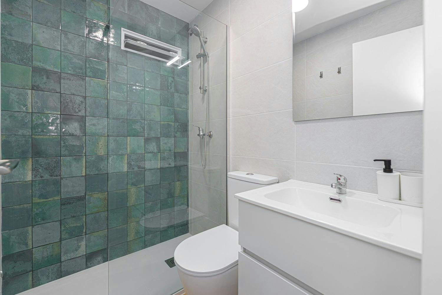 Single room Alicante, 1 bed, 9m² — photo 2