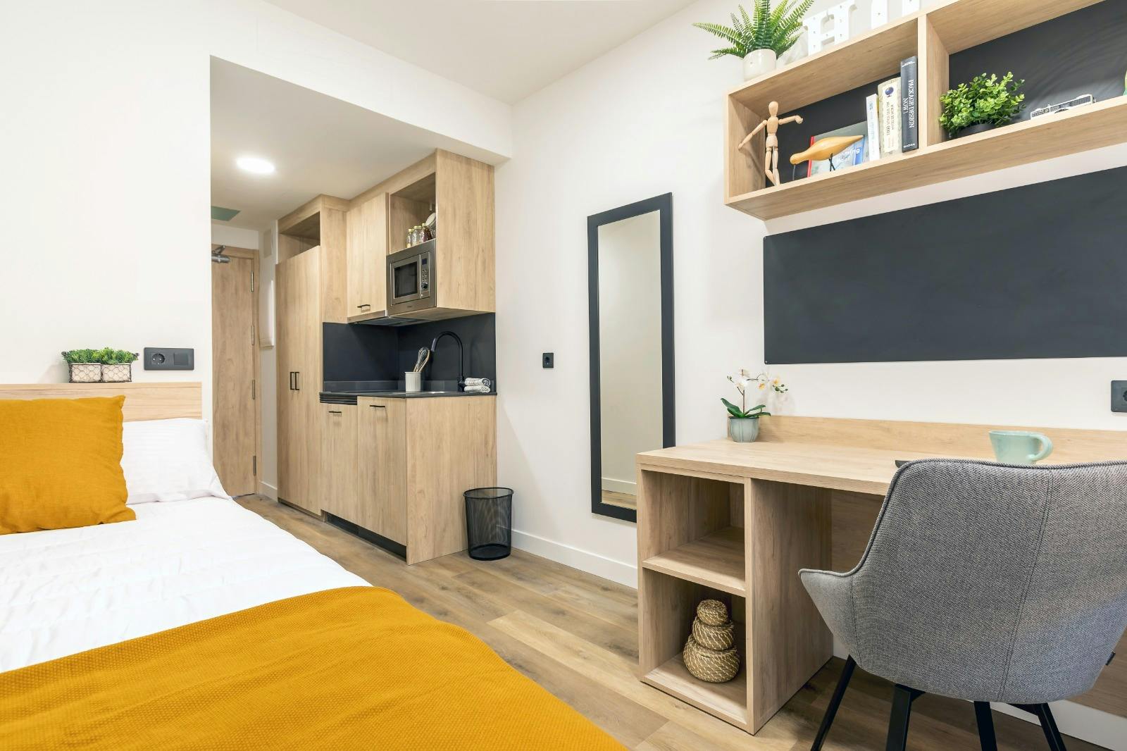 Studio for rent for €859 per month in Madrid, Calle de Francisco Sancha