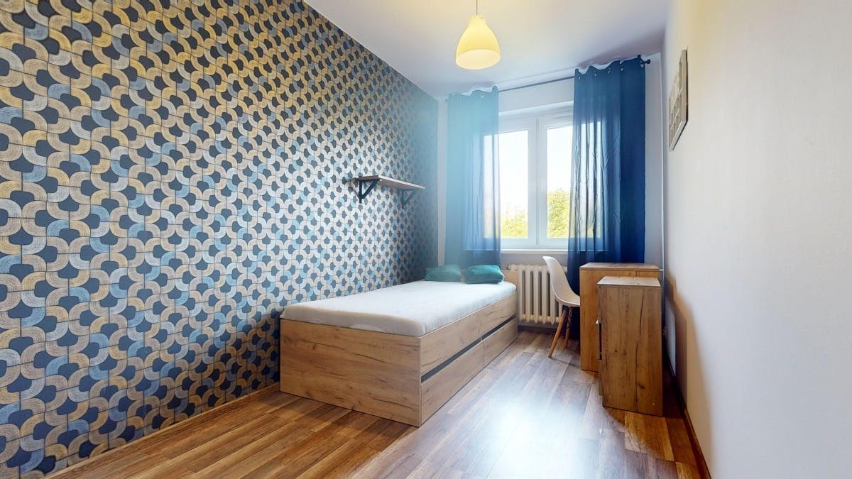 Egejska, Warsaw preview