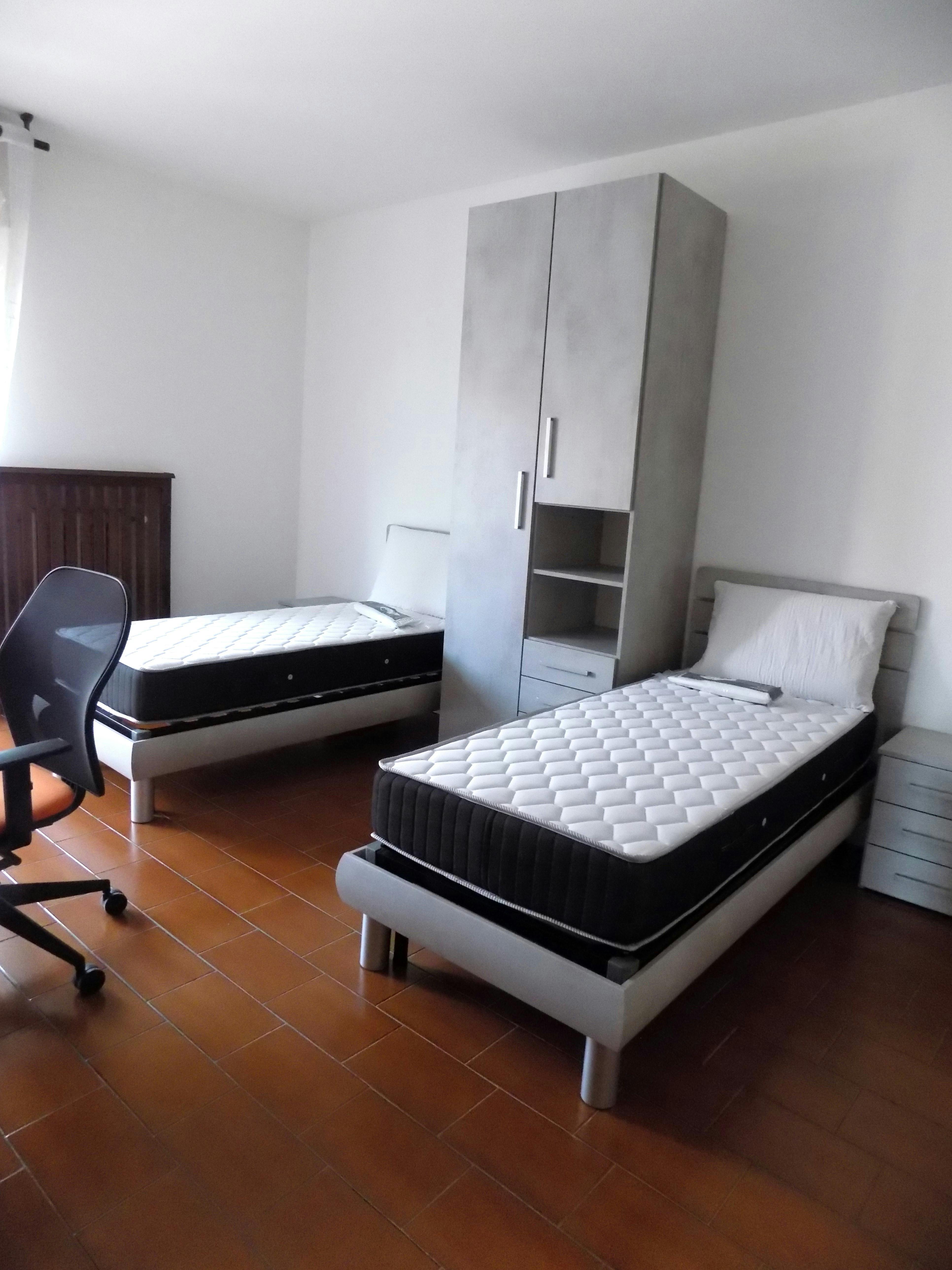 Private room for rent for €600 per month in Padova, Via Annibale Testa