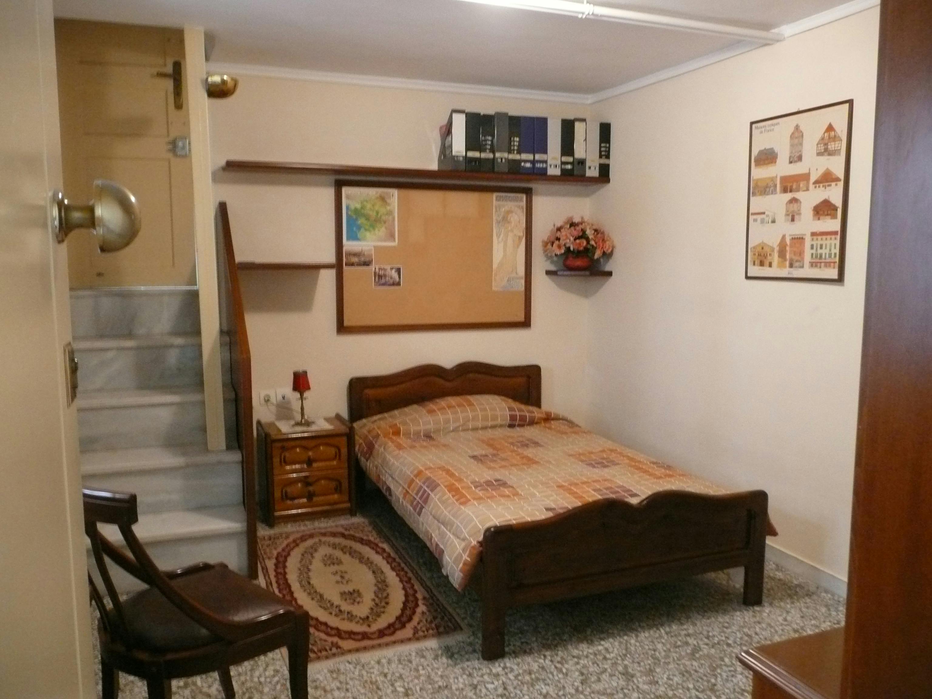 Nikosthenous, Athina preview