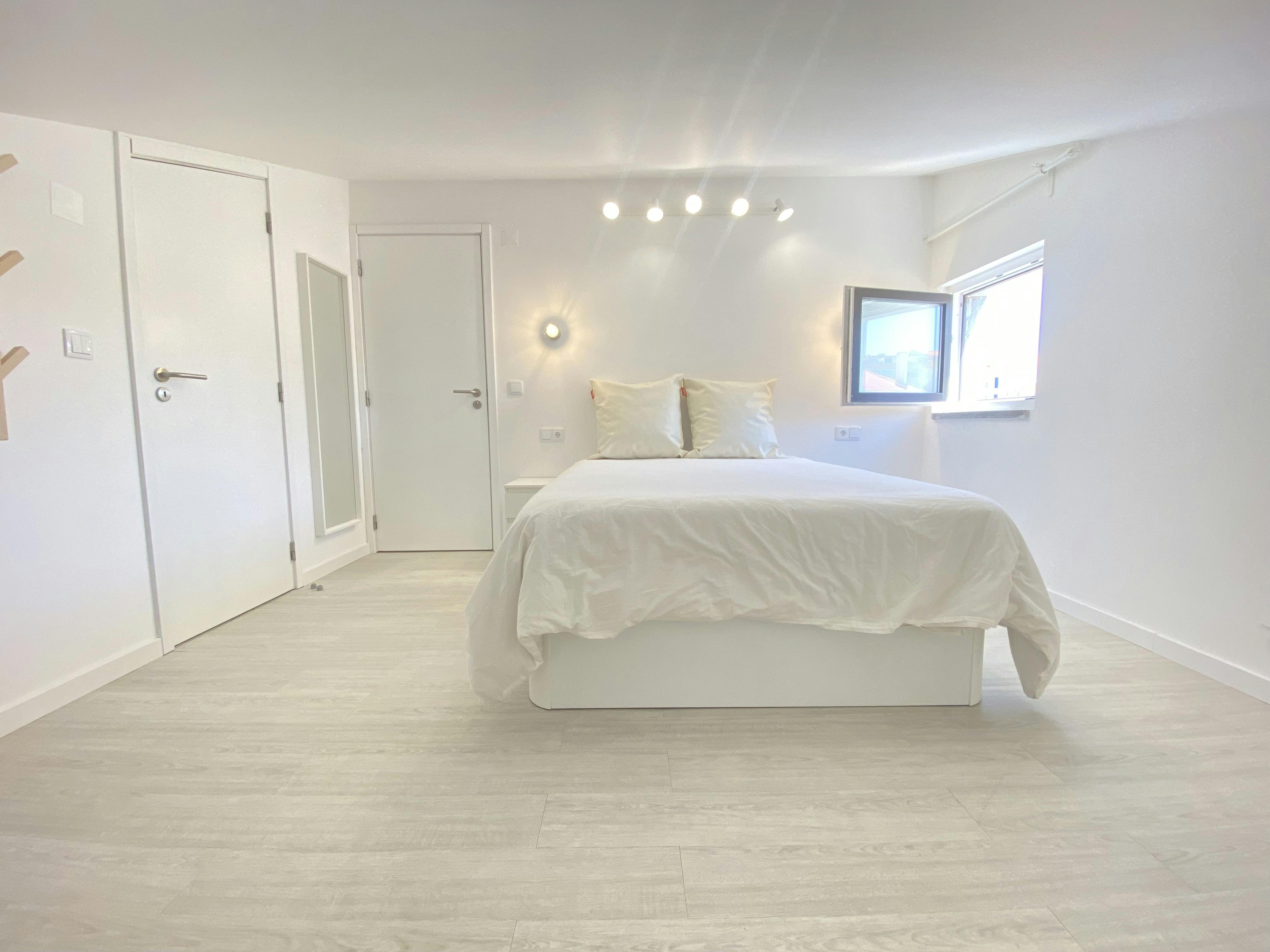 Cameră privată de închiriat pentru 400 EUR pe lună în Lourinhã, Rua dos Touritas