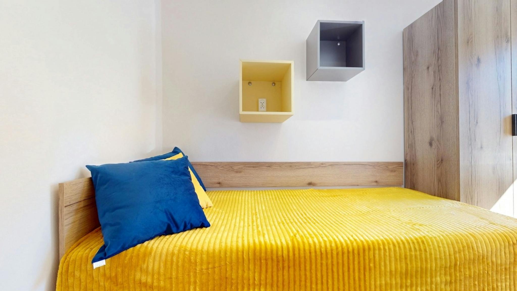 aleja Jana Pawła II, Warsaw preview