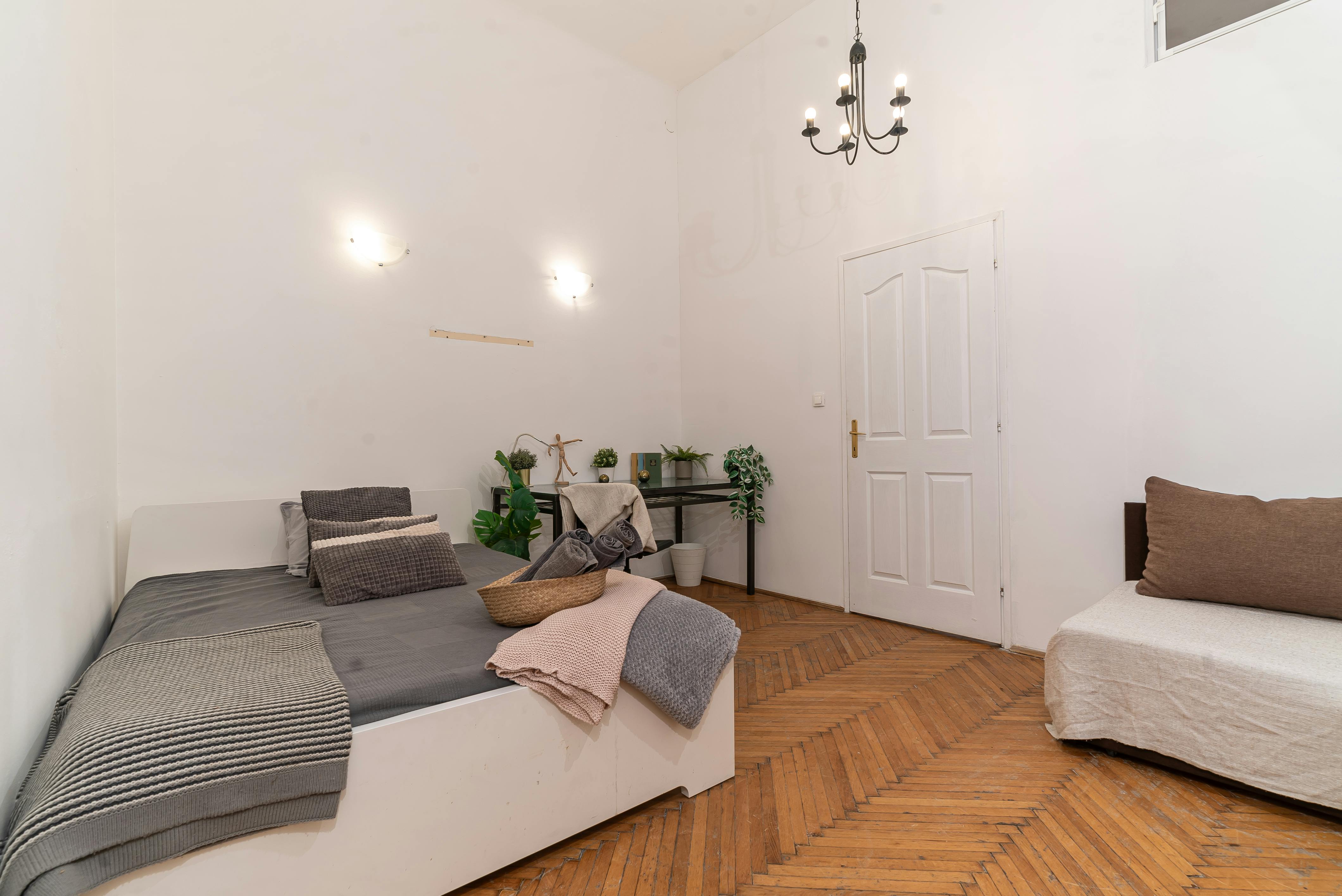 Mozsár utca, Budapest preview