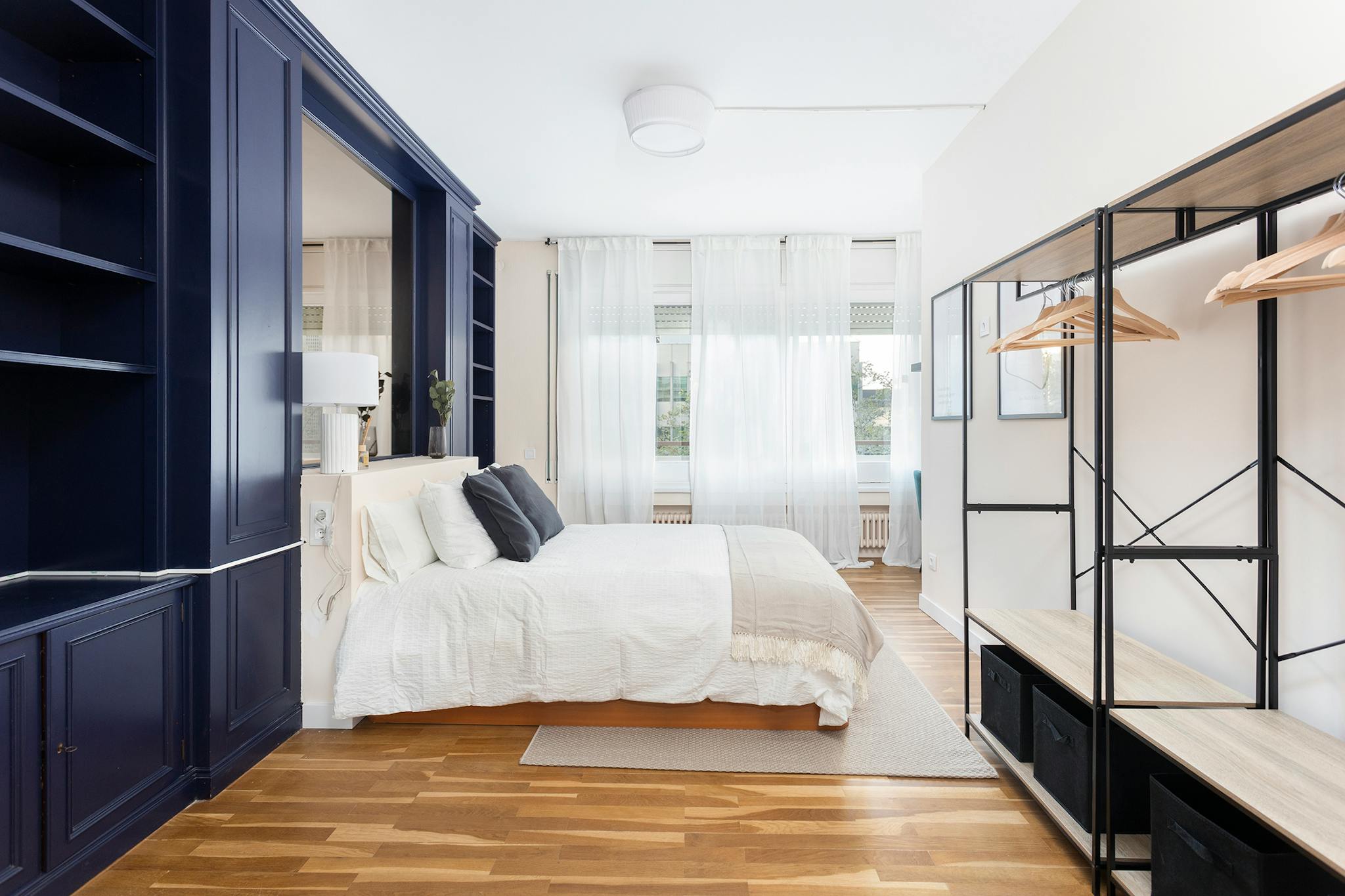 Carrer d'Entença, Barcelona preview