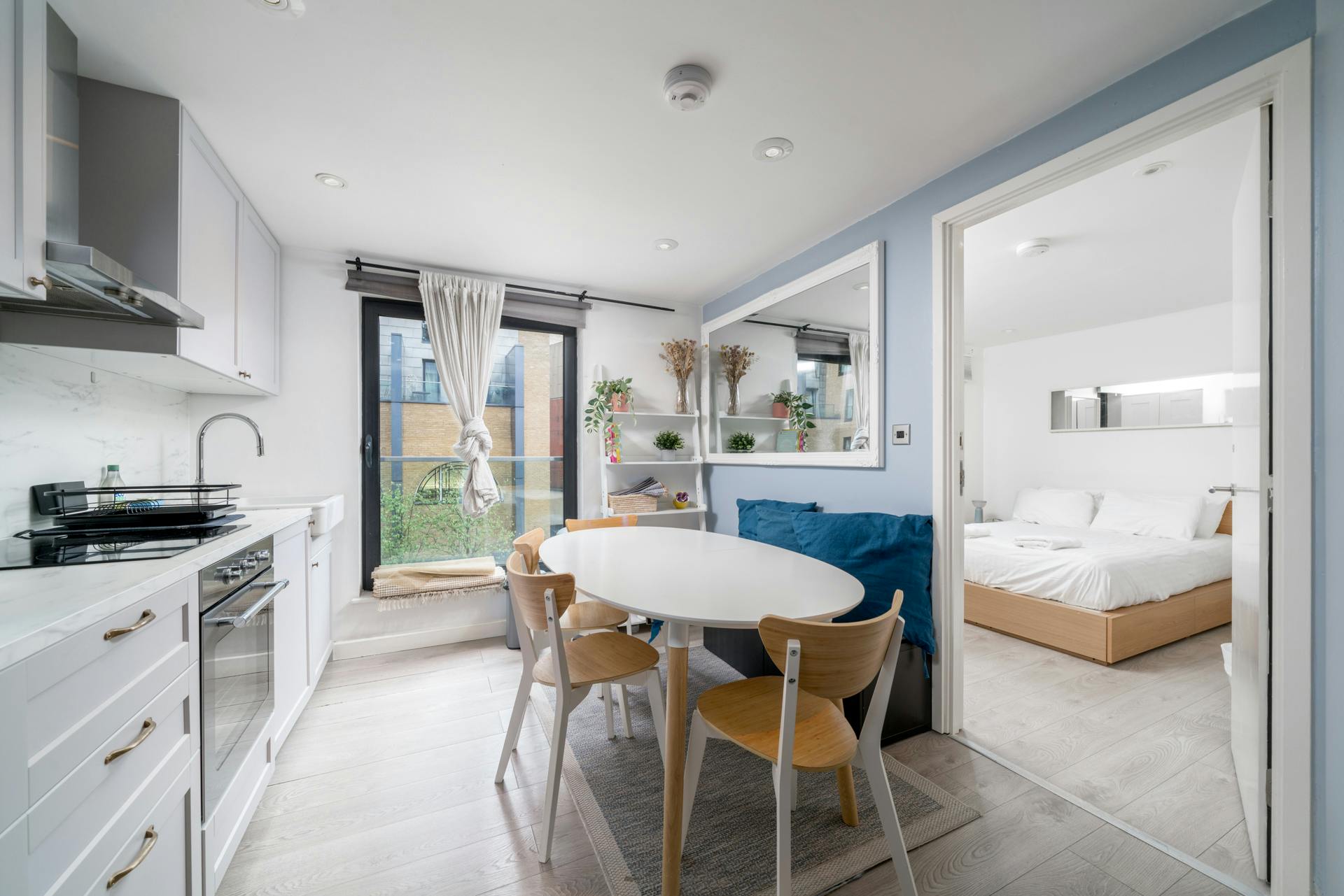 Apartment London, 2 beds — photo 10