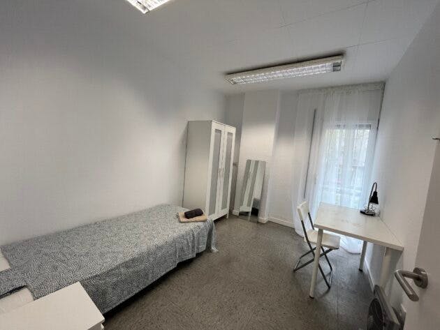 Single room Barcelona, 1 bed, 10m² — photo 5