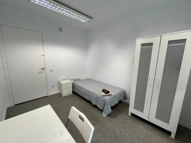 Single room Barcelona, 1 bed, 10m² — photo 4