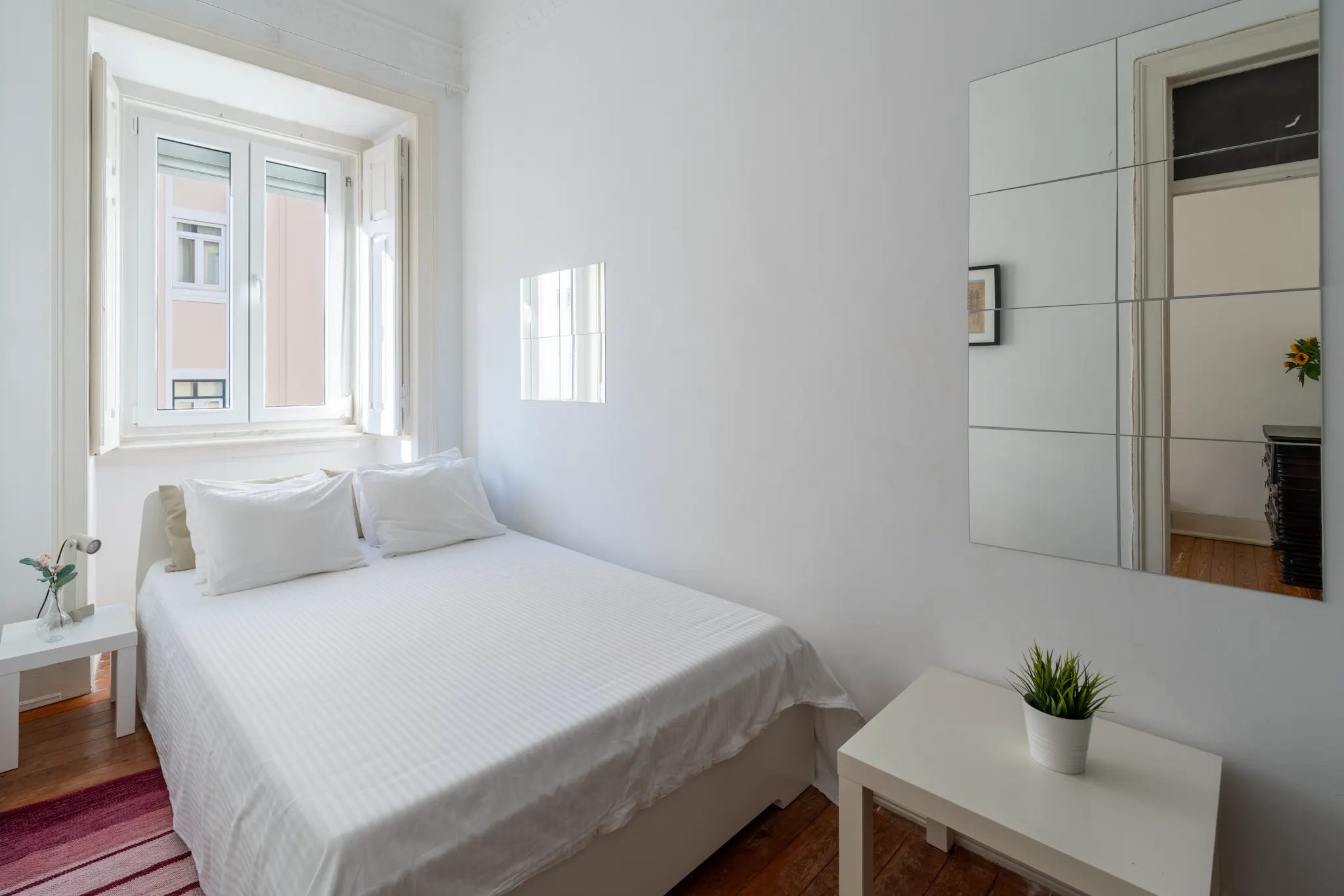 Rua da Guiné, Lisbon preview