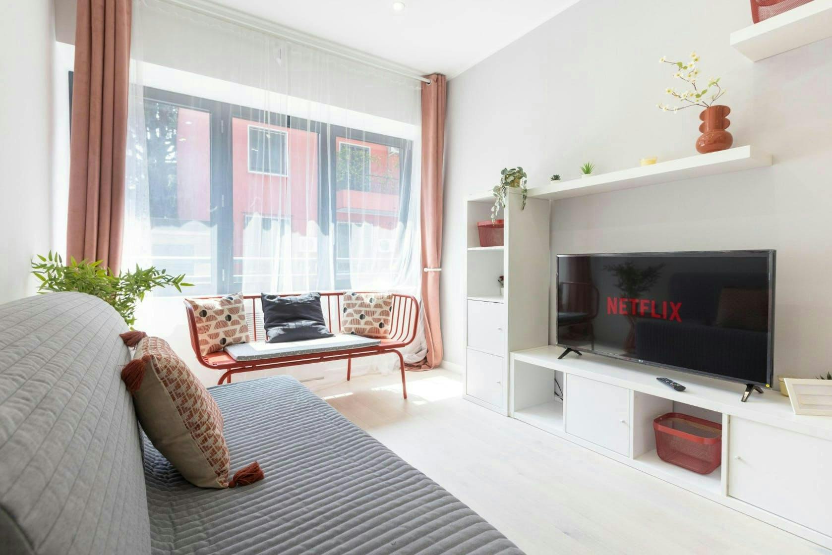 Apartment for rent for €950 per month in Milan, Via Cesare Arici