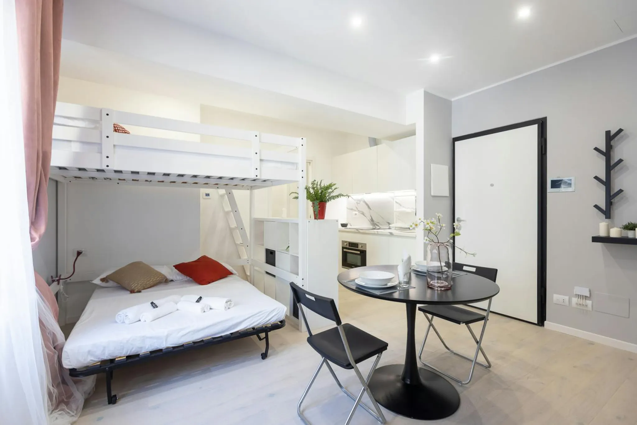 Via Cesare Arici, Milan preview