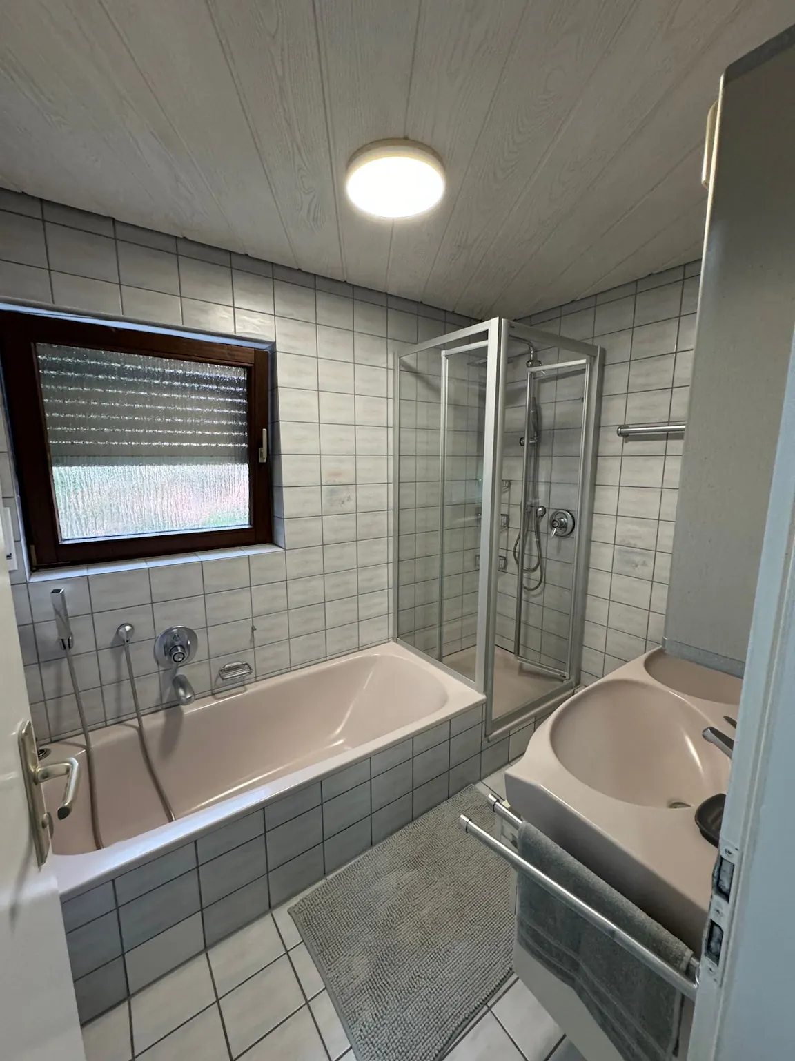 2-Bedroom Apartment in Trollingerstraße, Heilbronn (1658640) ROOM 3