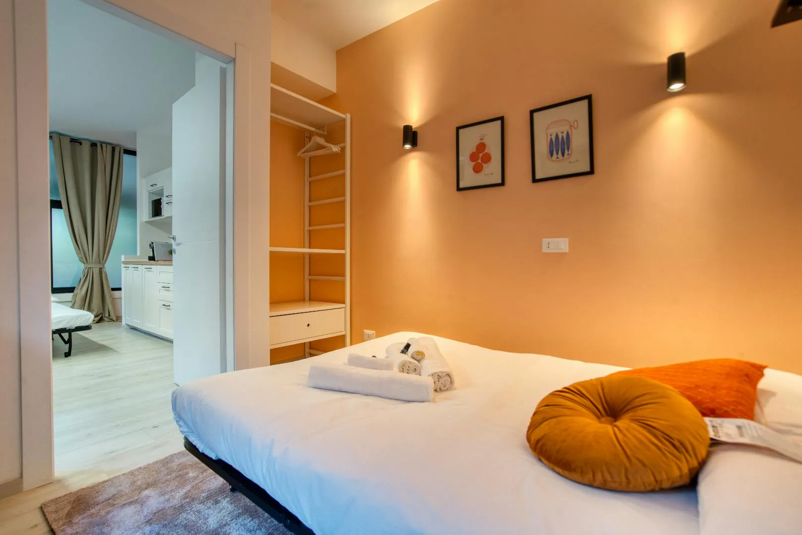 1-Bedroom Apartment in Viale Giovanni Suzzani, Milan (1658647) ROOM 1