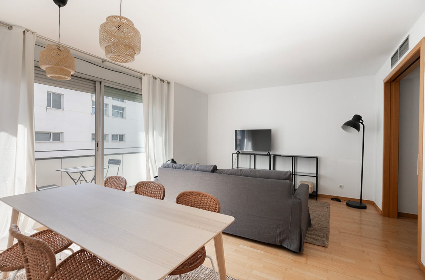 Camí Antic de València, Barcelona preview