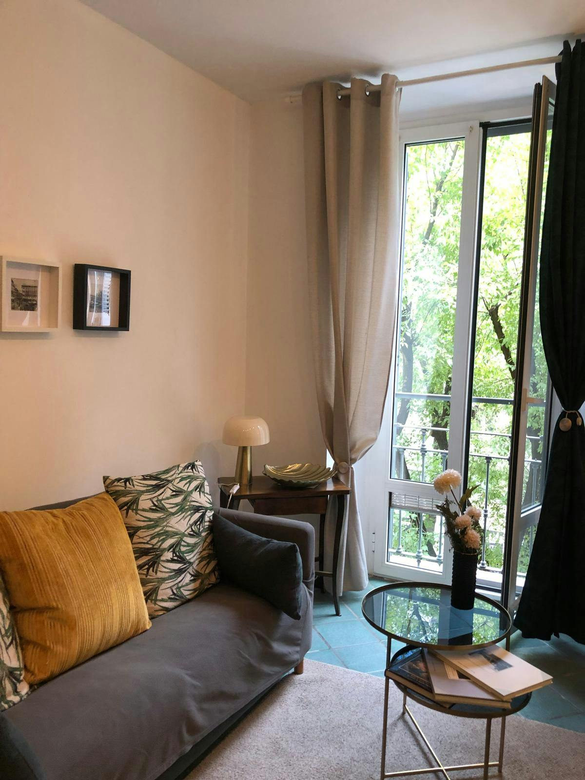 preview gallery tile