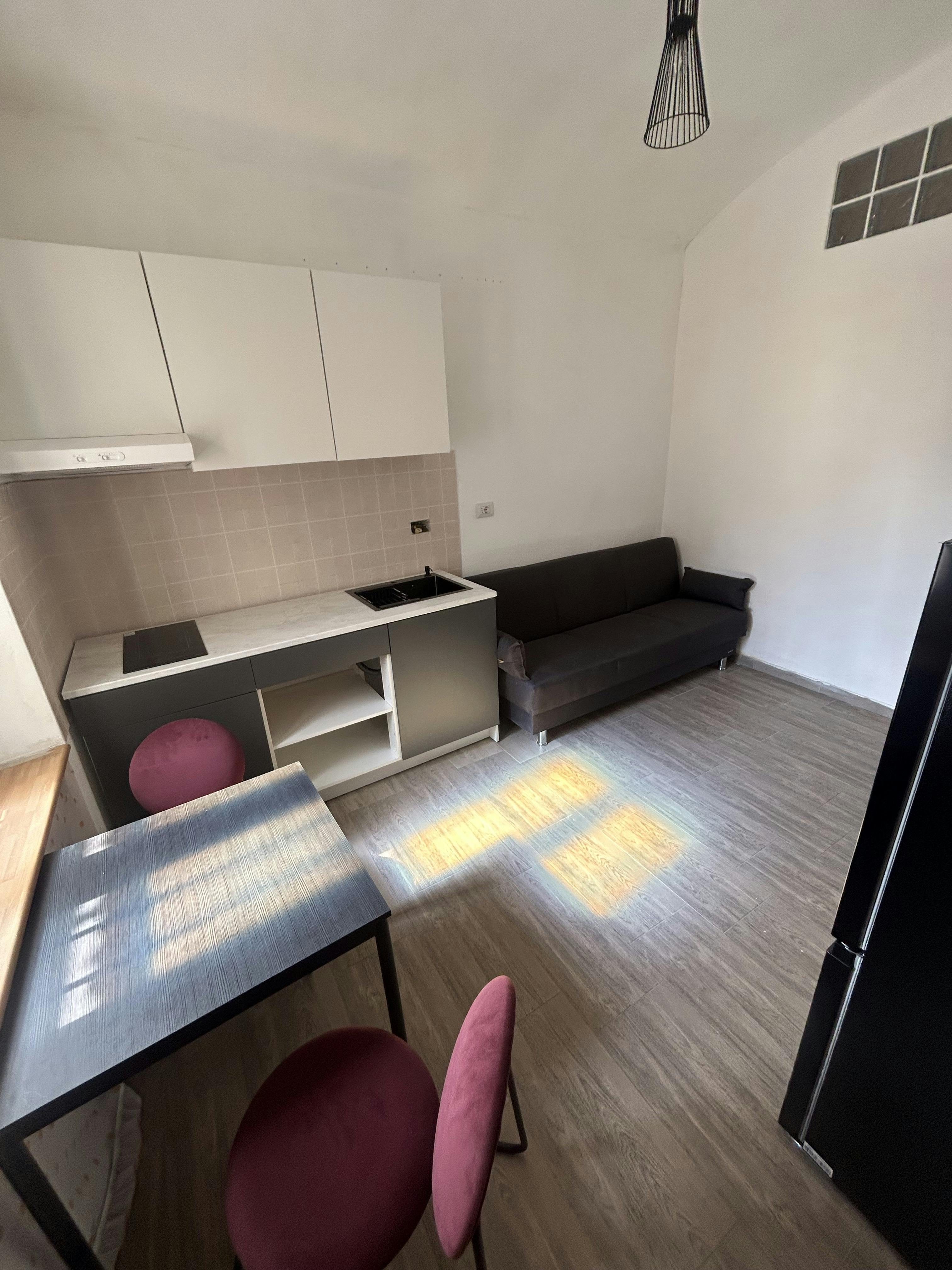 Appartamento in affitto a 599 € al mese a Turin, Corso Giulio Cesare