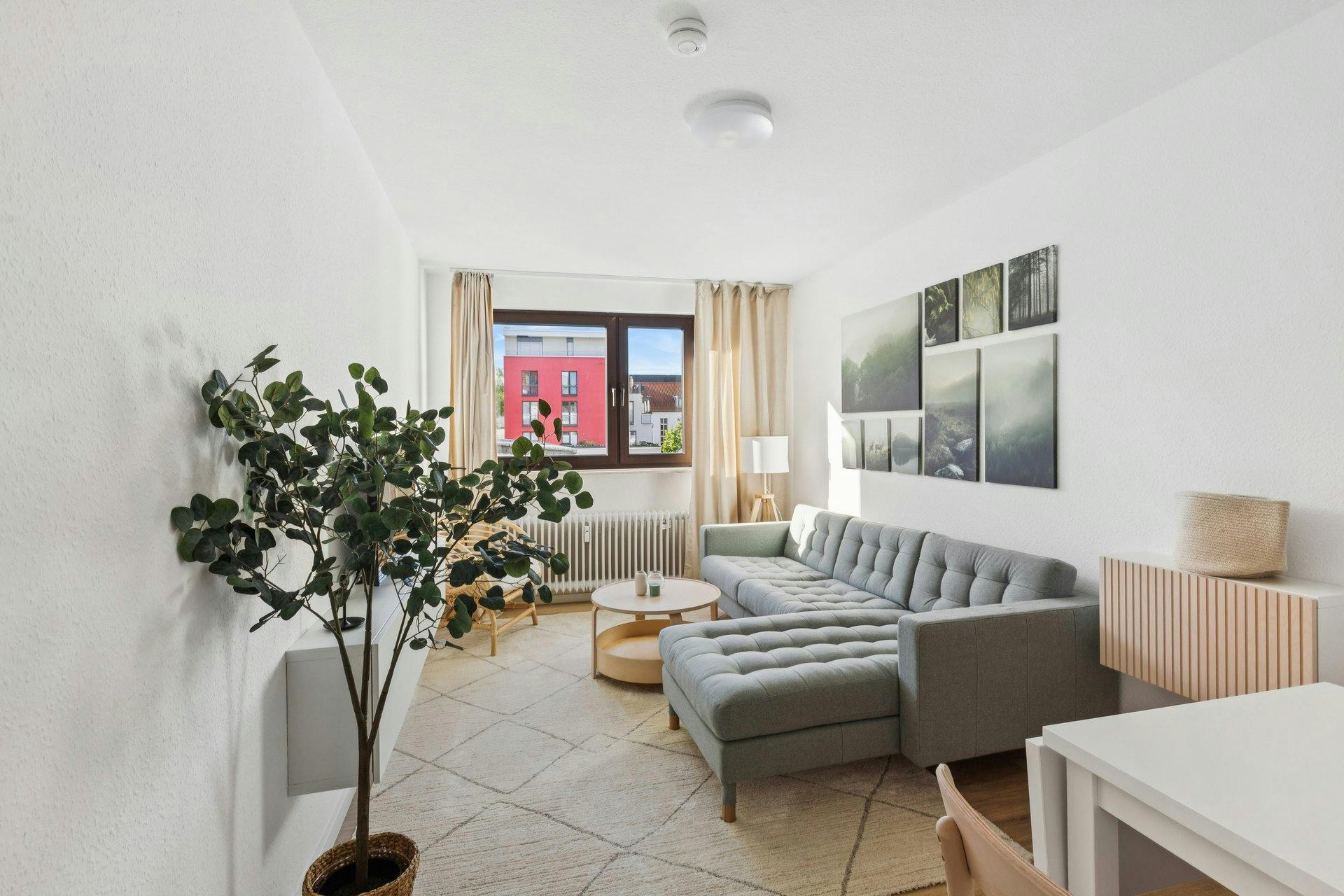 Apartment for rent for €1,499 per month in Frankfurt am Main, Löwengasse