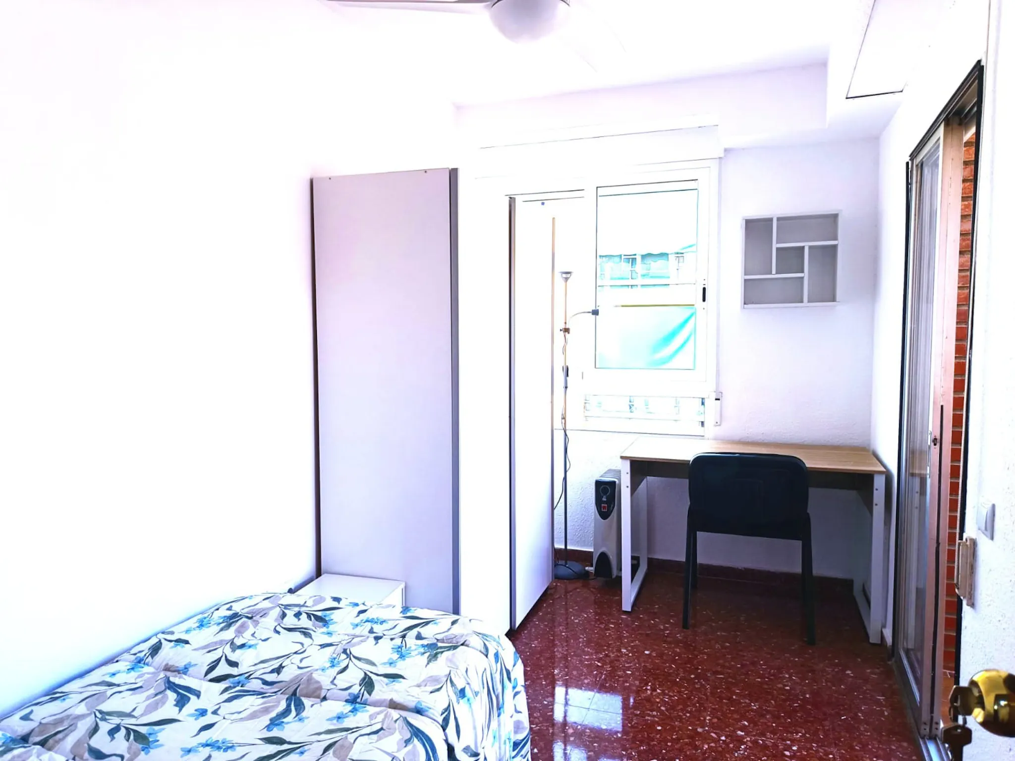 Carrer del Bisbe Jaume Pérez, Valencia preview