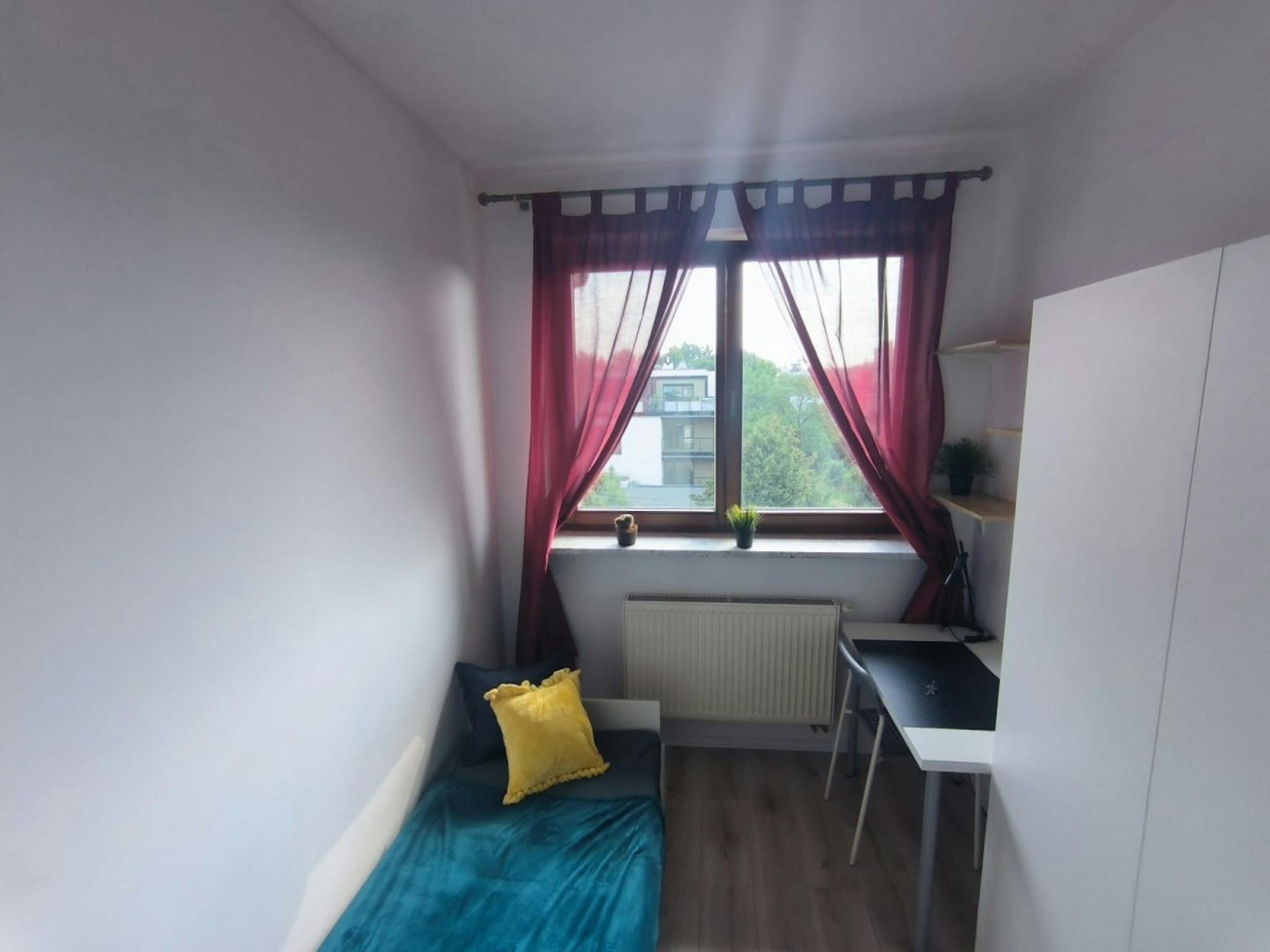 Kraski, Warsaw preview