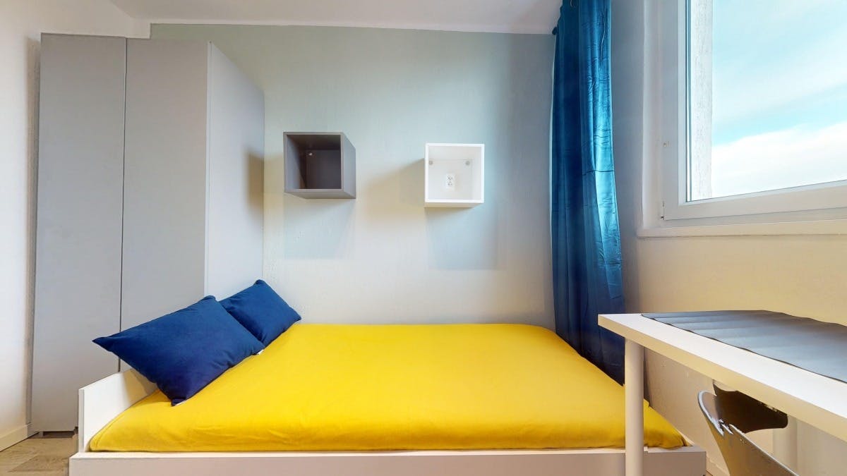 Krasnobrodzka, Warsaw preview