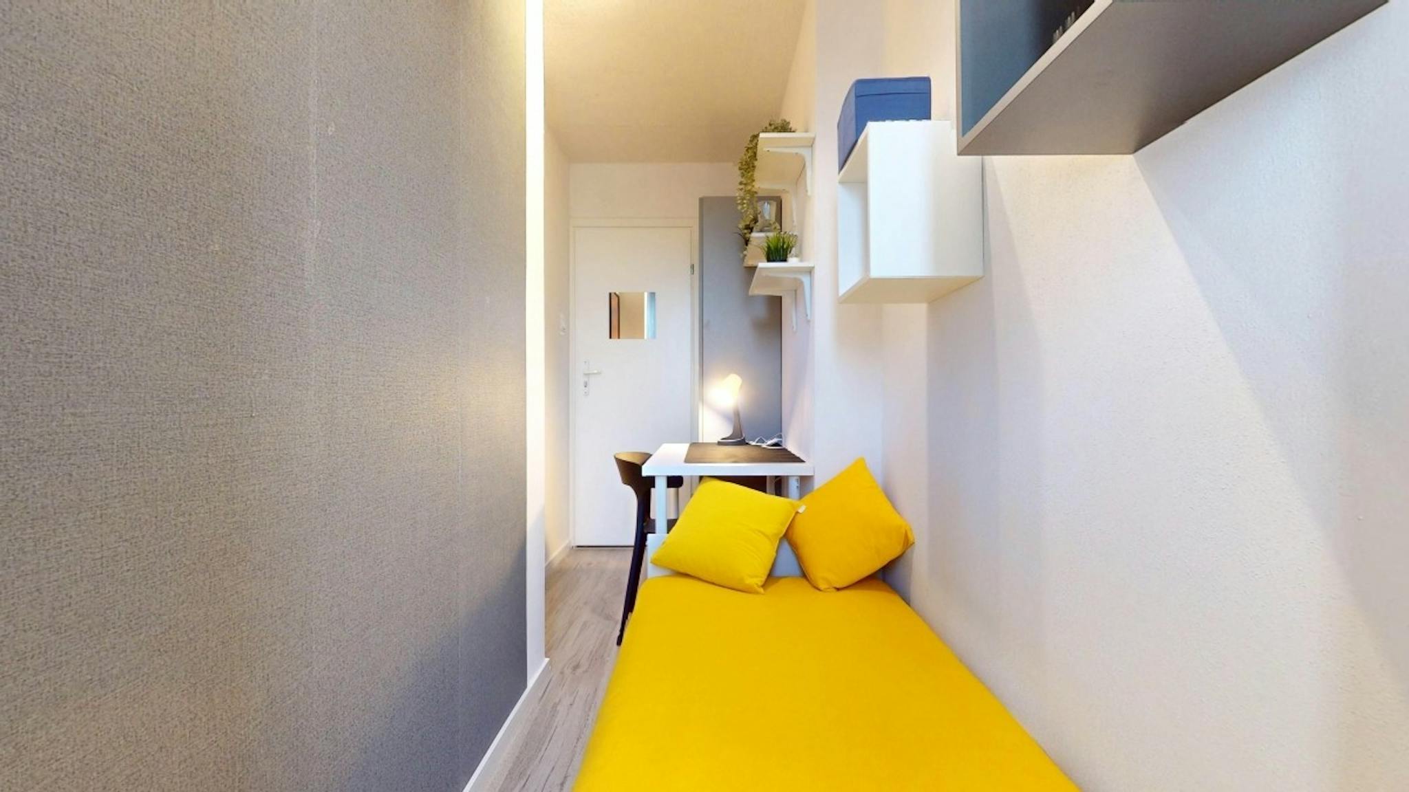 Krasnobrodzka, Warsaw preview